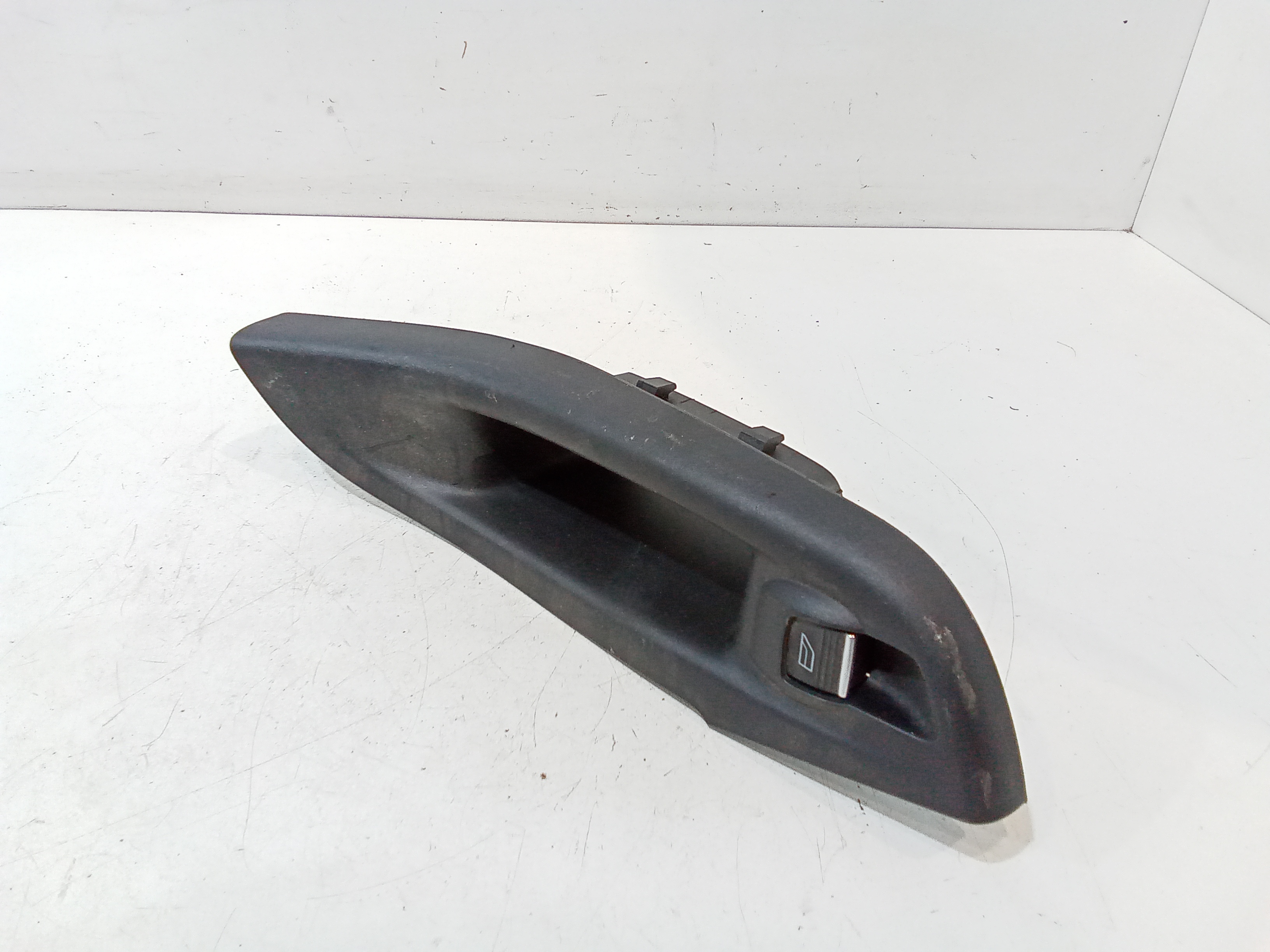 Pulsantiera Anteriore Destra Passeggero per Ford Focus Berlina 5 Serie (2011 - 2014)