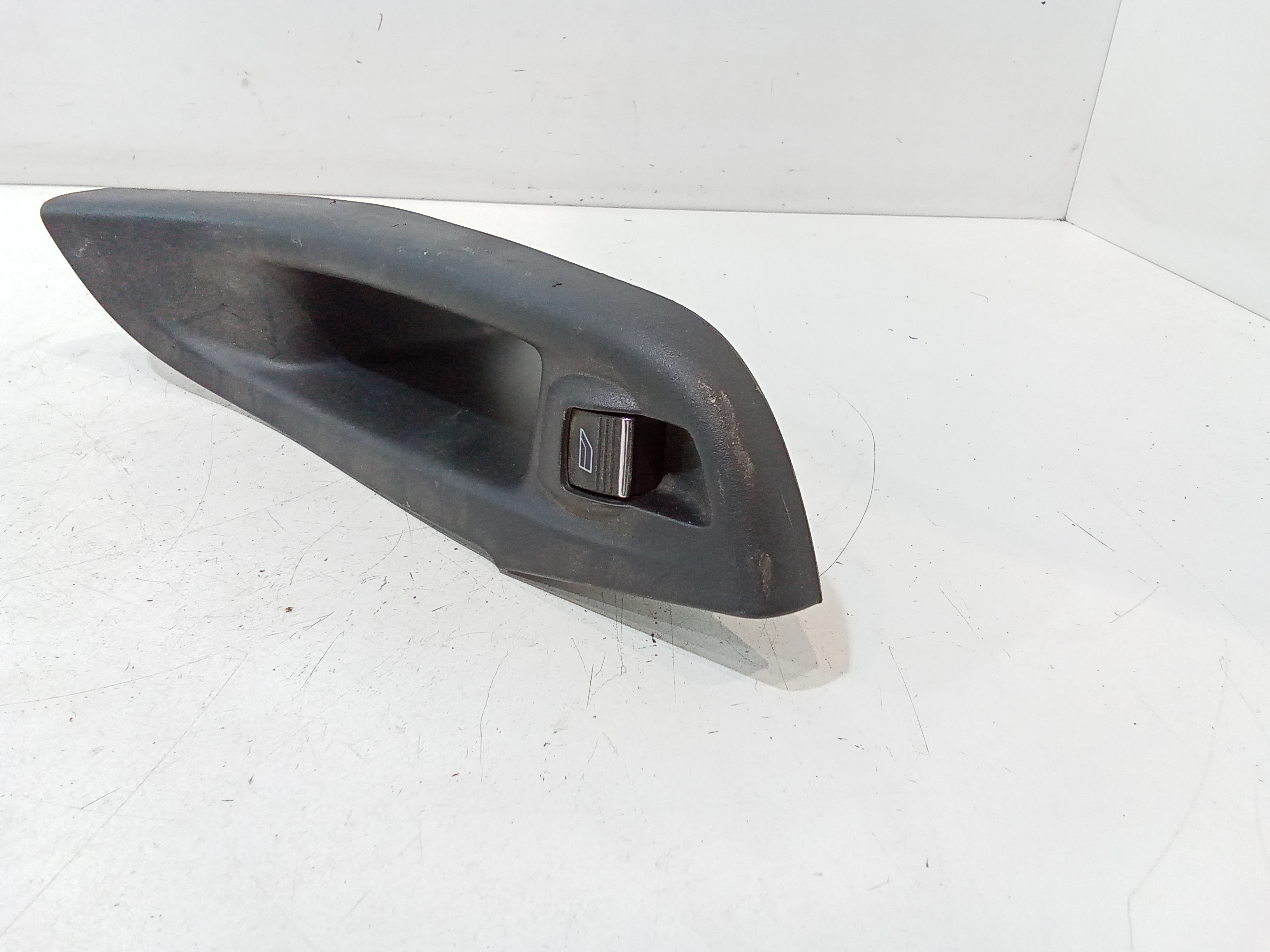 Pulsantiera Anteriore Destra Passeggero per Ford Focus Berlina 5 Serie (2011 - 2014)