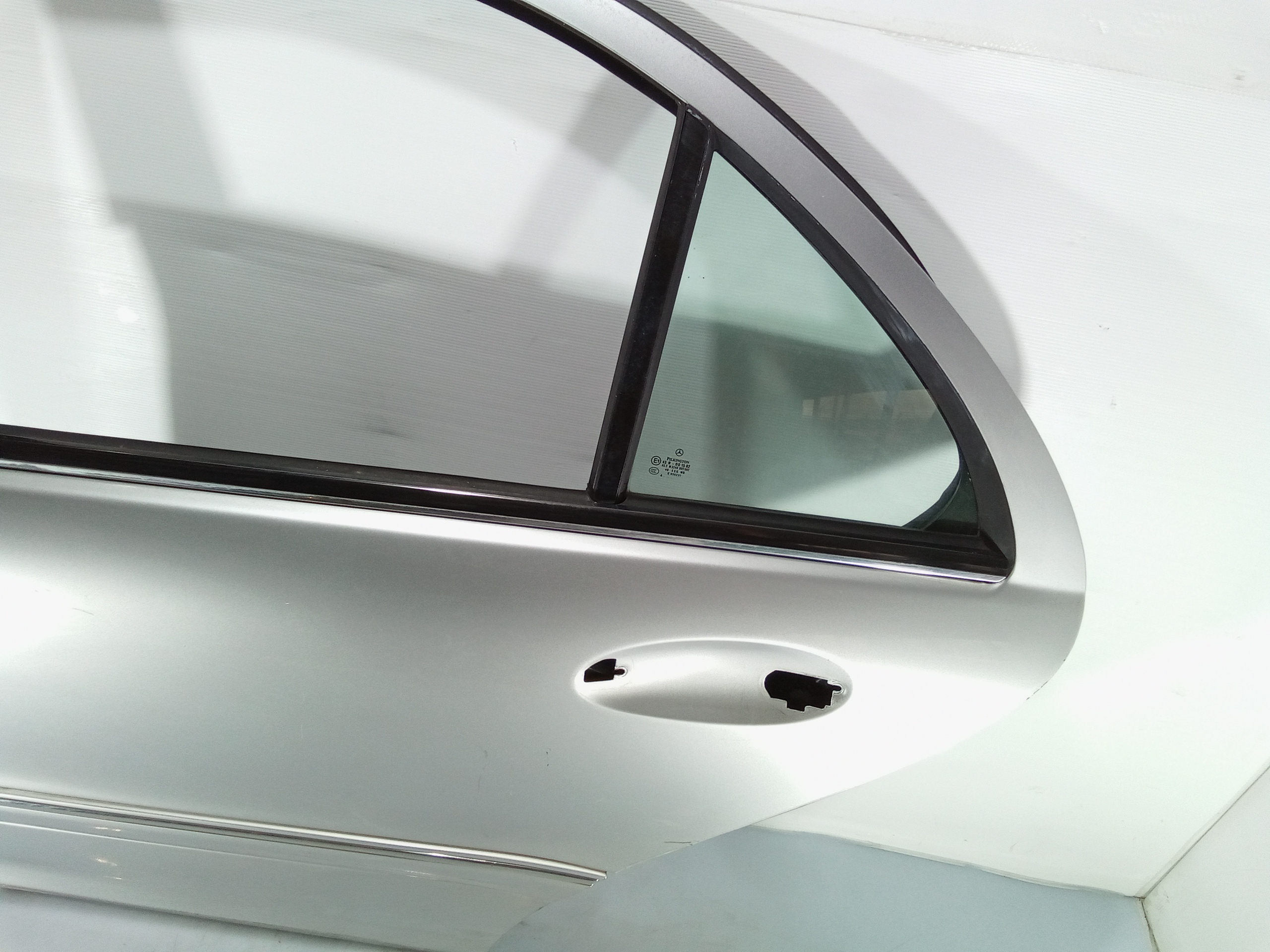 Portiera Posteriore Sinistra per Mercedes Classe C Berlina W203 (00>04) (2000 - 2004)