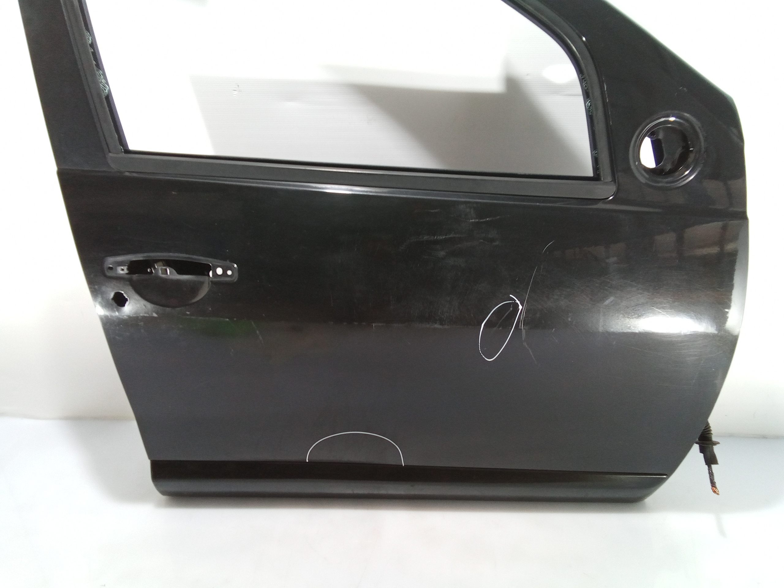 Portiera anteriore Destra per Dacia Sandero 1 Serie (2008 - 2012)