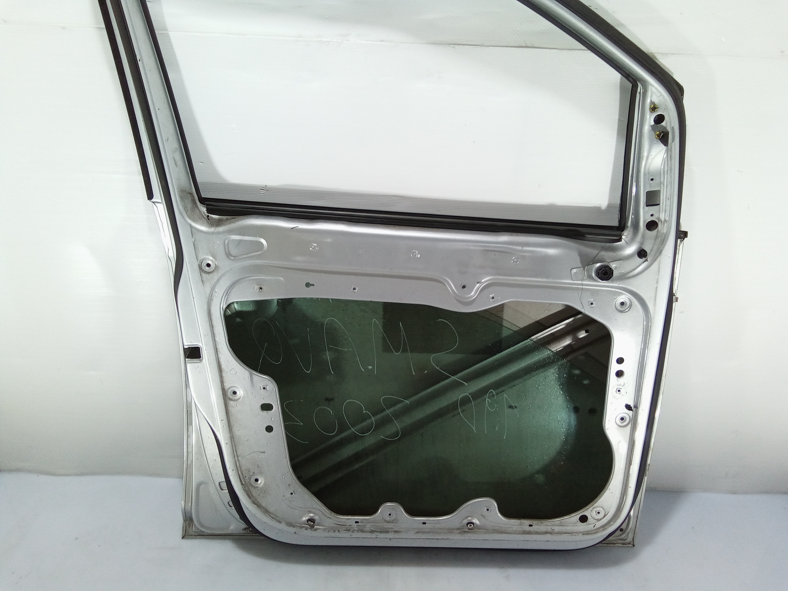 Portiera Anteriore Sinistra per Volkswagen Touran 1 Serie (2003 - 2007)