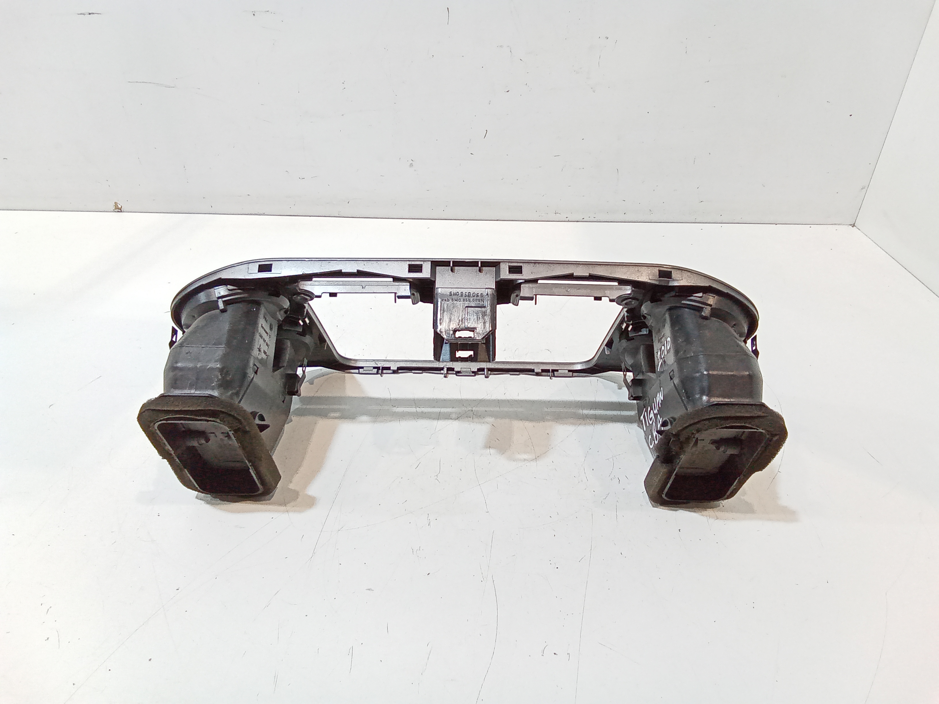 Modanatura Centrale Cruscotto per Volkswagen Tiguan 1 Serie (2007 - 2011)