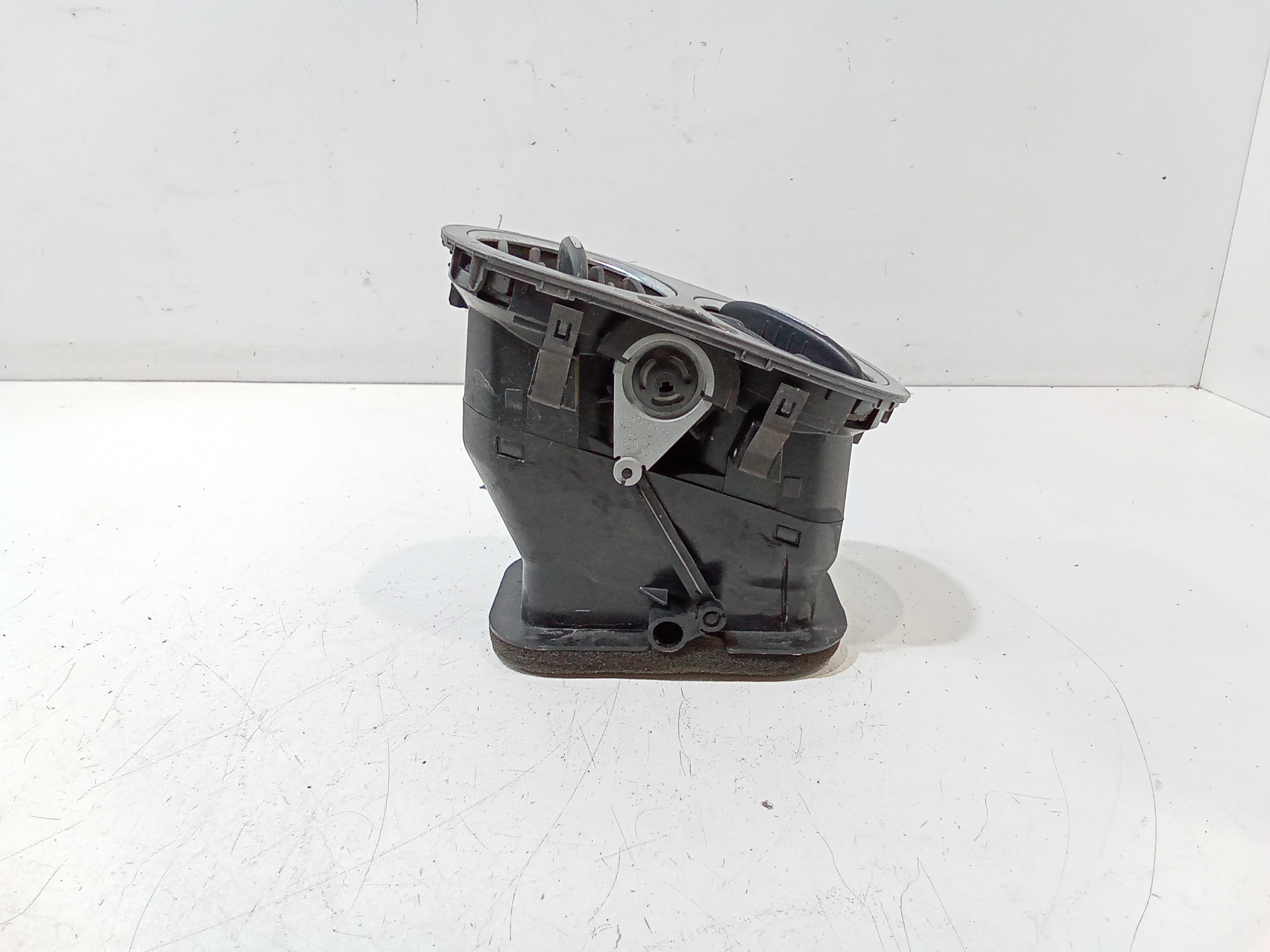 Bocchetta aria cruscotto lato guida per Volkswagen Tiguan 1 Serie (2007 - 2011)