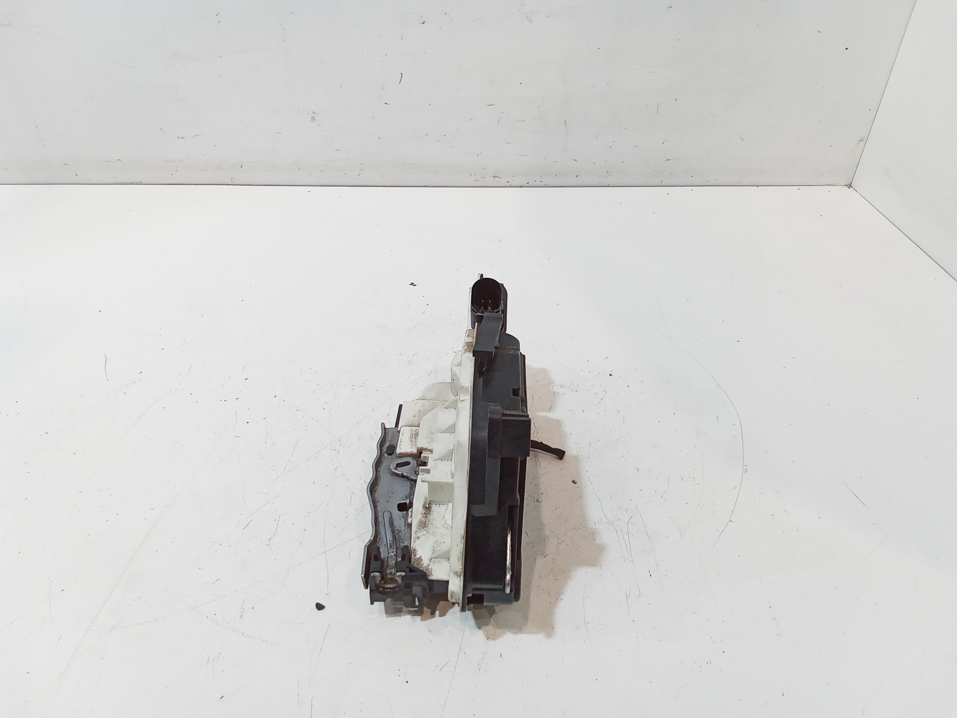 Serratura Anteriore Destra per Volkswagen Tiguan 1 Serie (2007 - 2011)