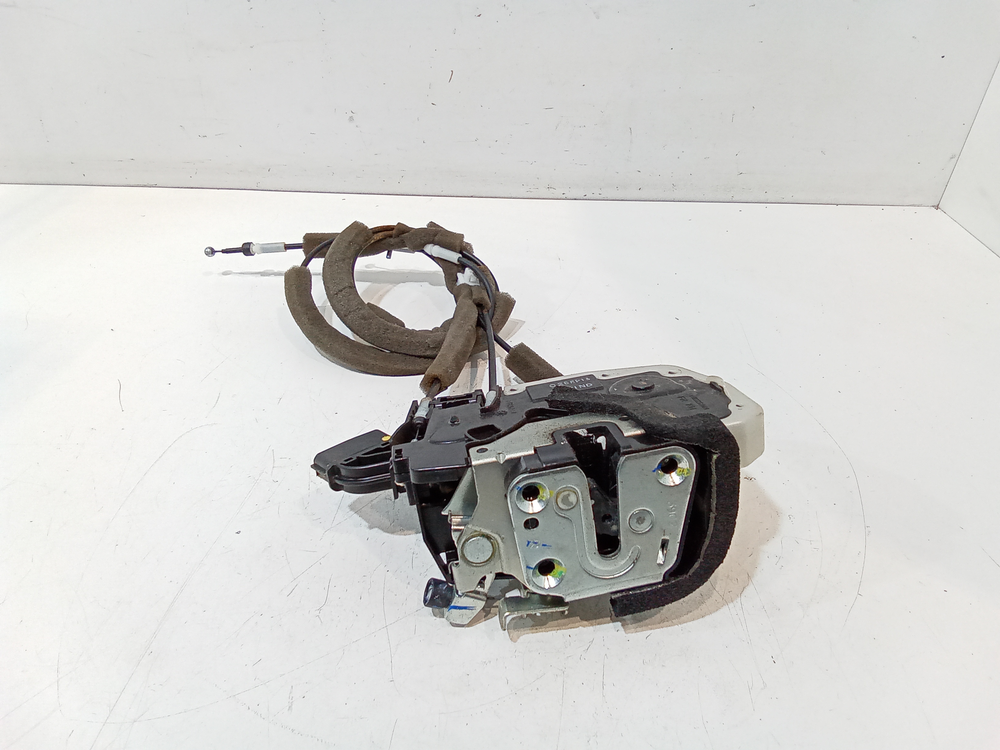 Serratura Anteriore Destra per Nissan Micra 7 Serie (2010 - 2016)