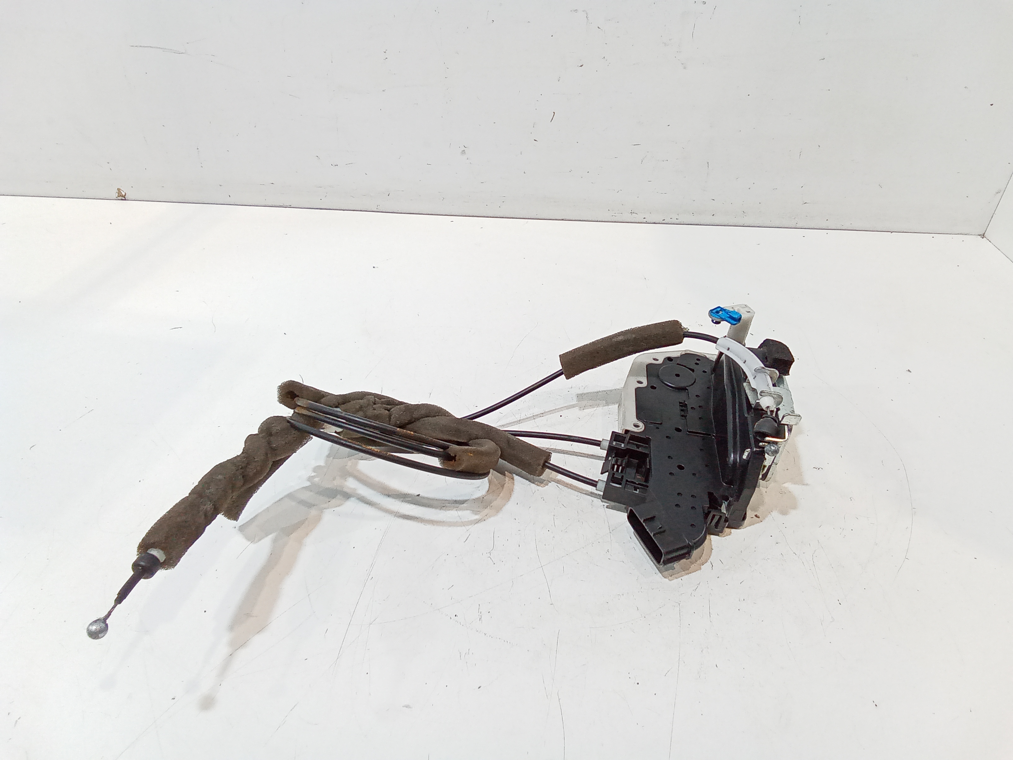 Serratura Anteriore Sinistra per Nissan Micra 7 Serie (2010 - 2016)