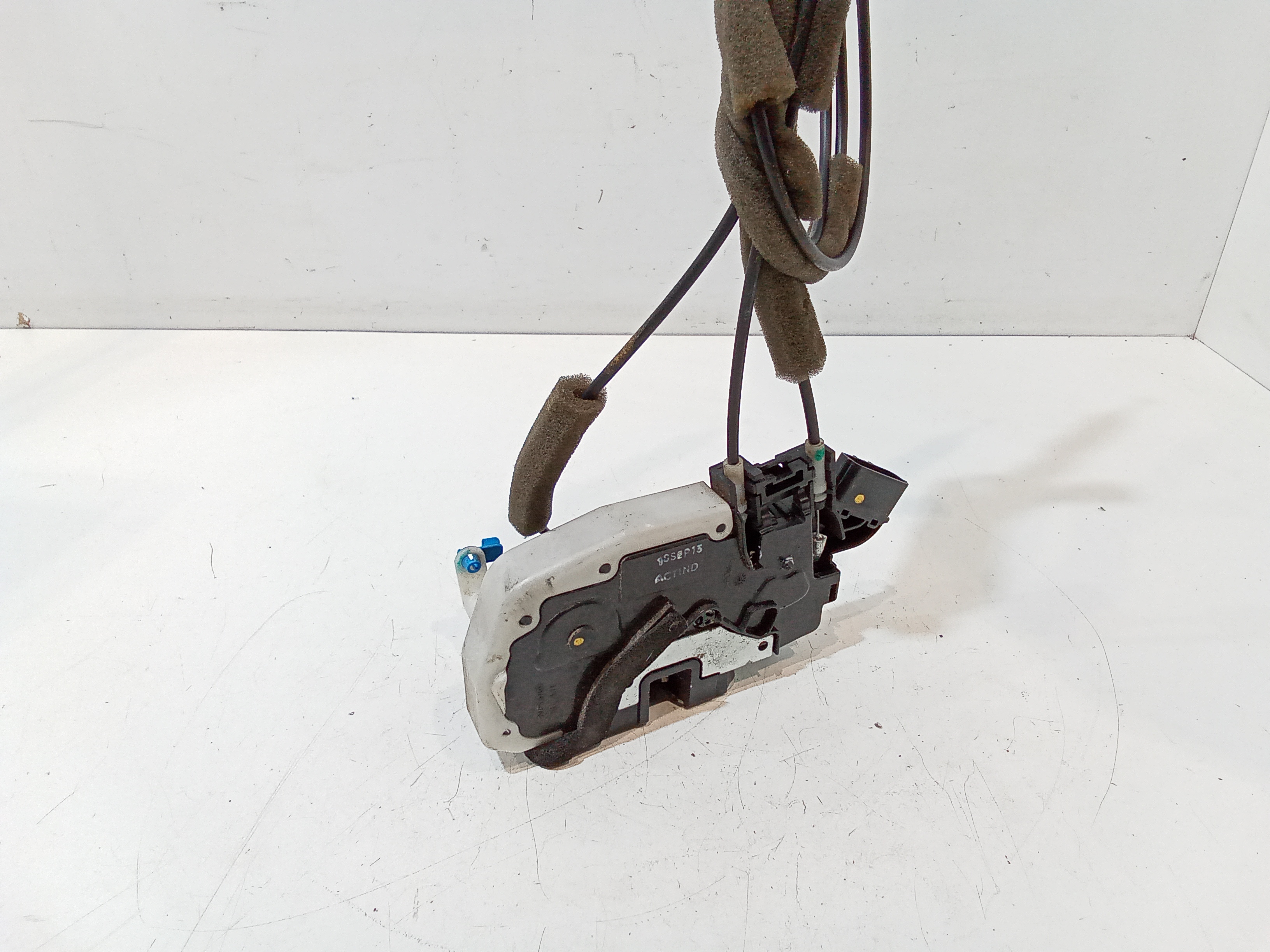 Serratura Anteriore Sinistra per Nissan Micra 7 Serie (2010 - 2016)