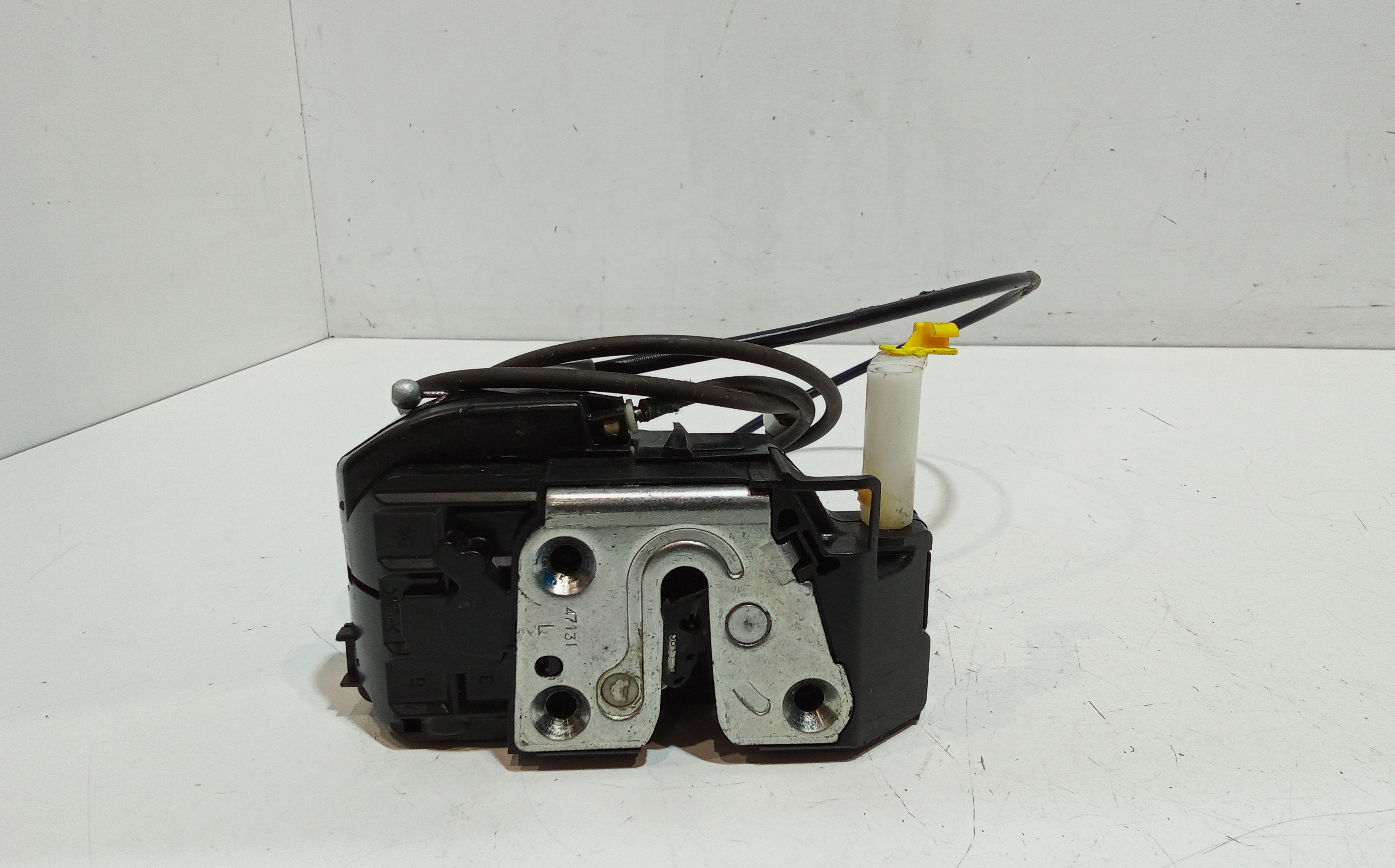 Serratura Anteriore Sinistra per Nissan Juke 1 Serie (2010 - 2013)