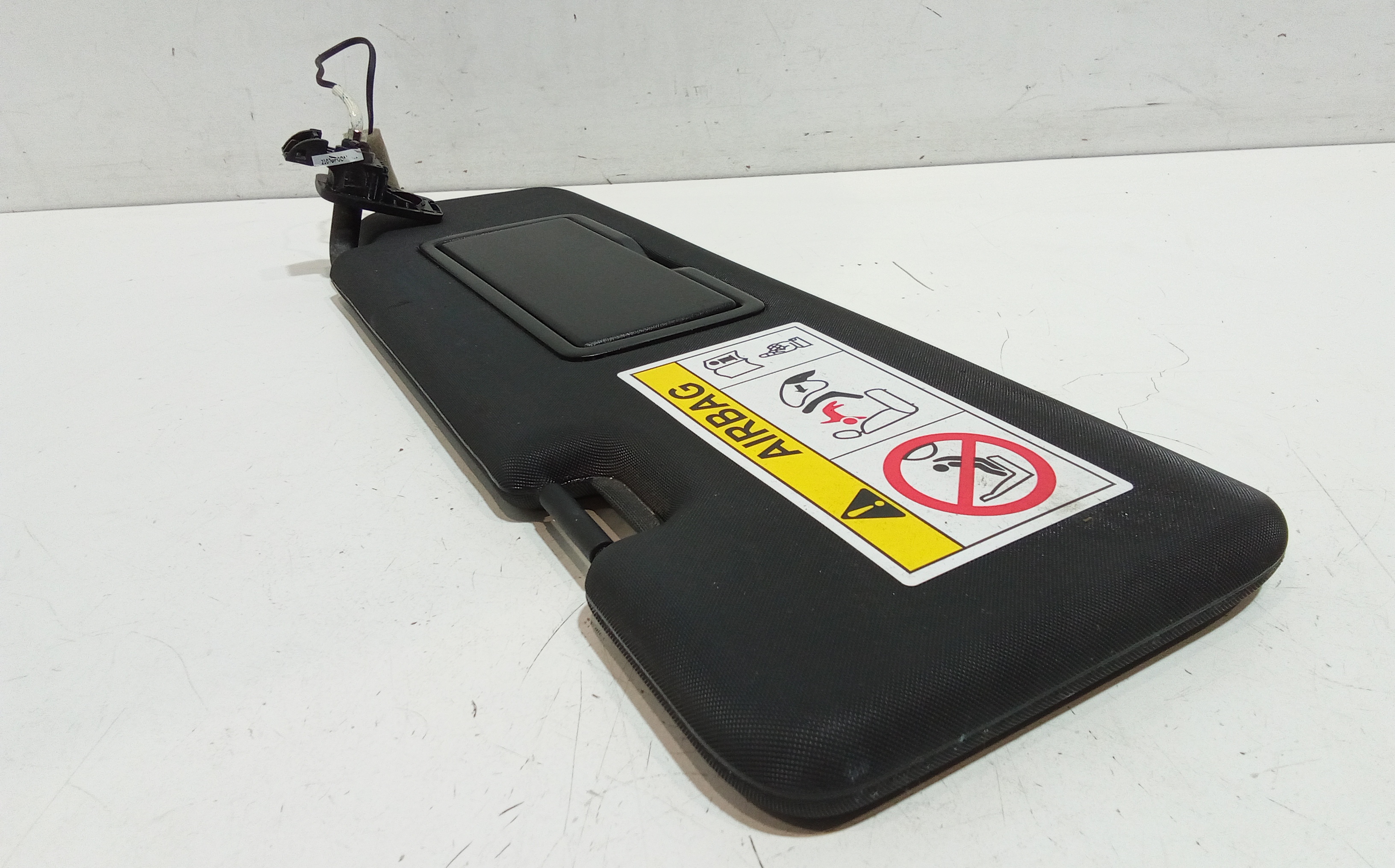 Parasole aletta Lato Passeggero per Alfa Romeo Stelvio Serie (949_) (16>) (2016 - In produzione)