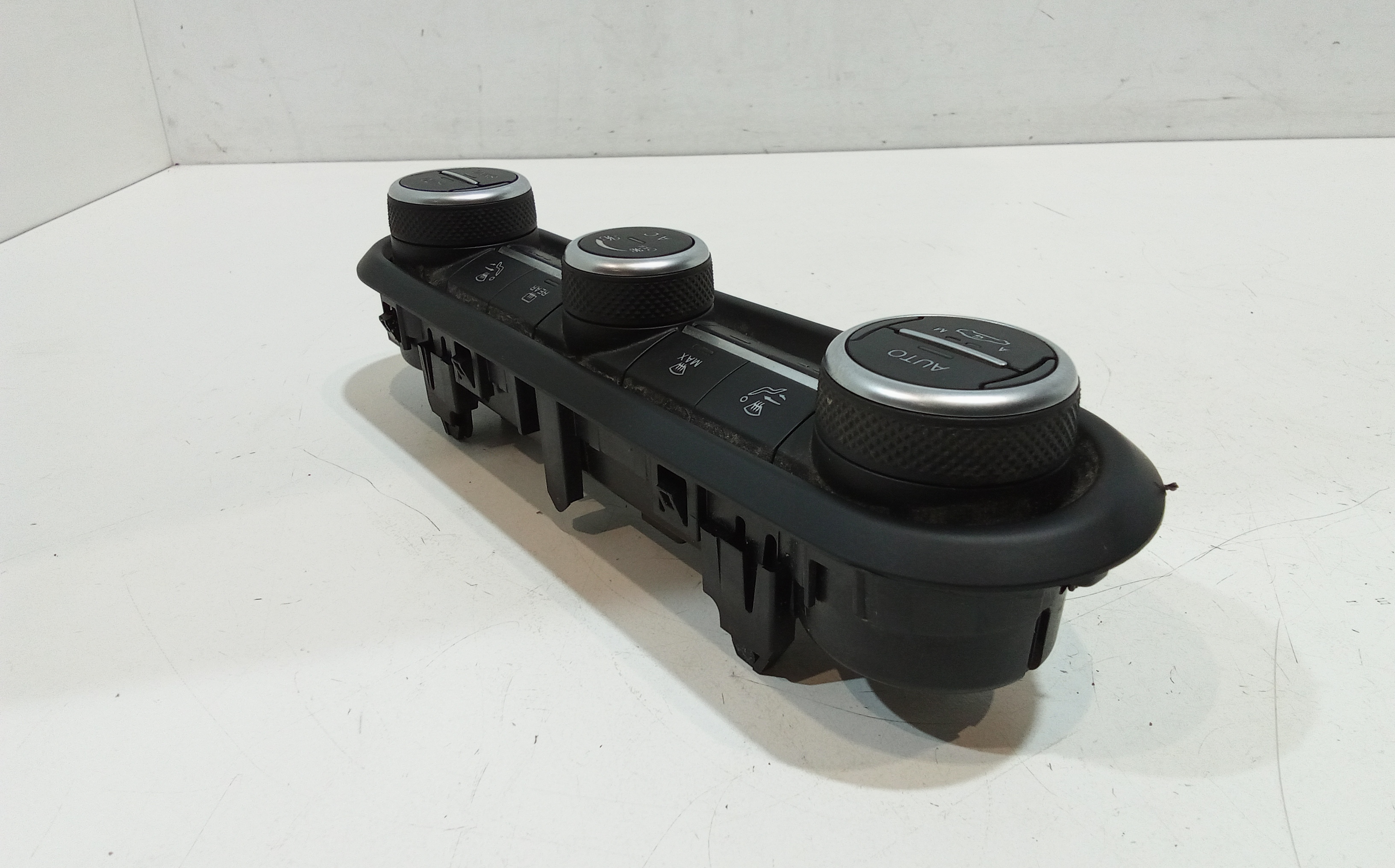 Comandi Clima per Alfa Romeo Stelvio Serie (949_) (16>) (2016 - In produzione)