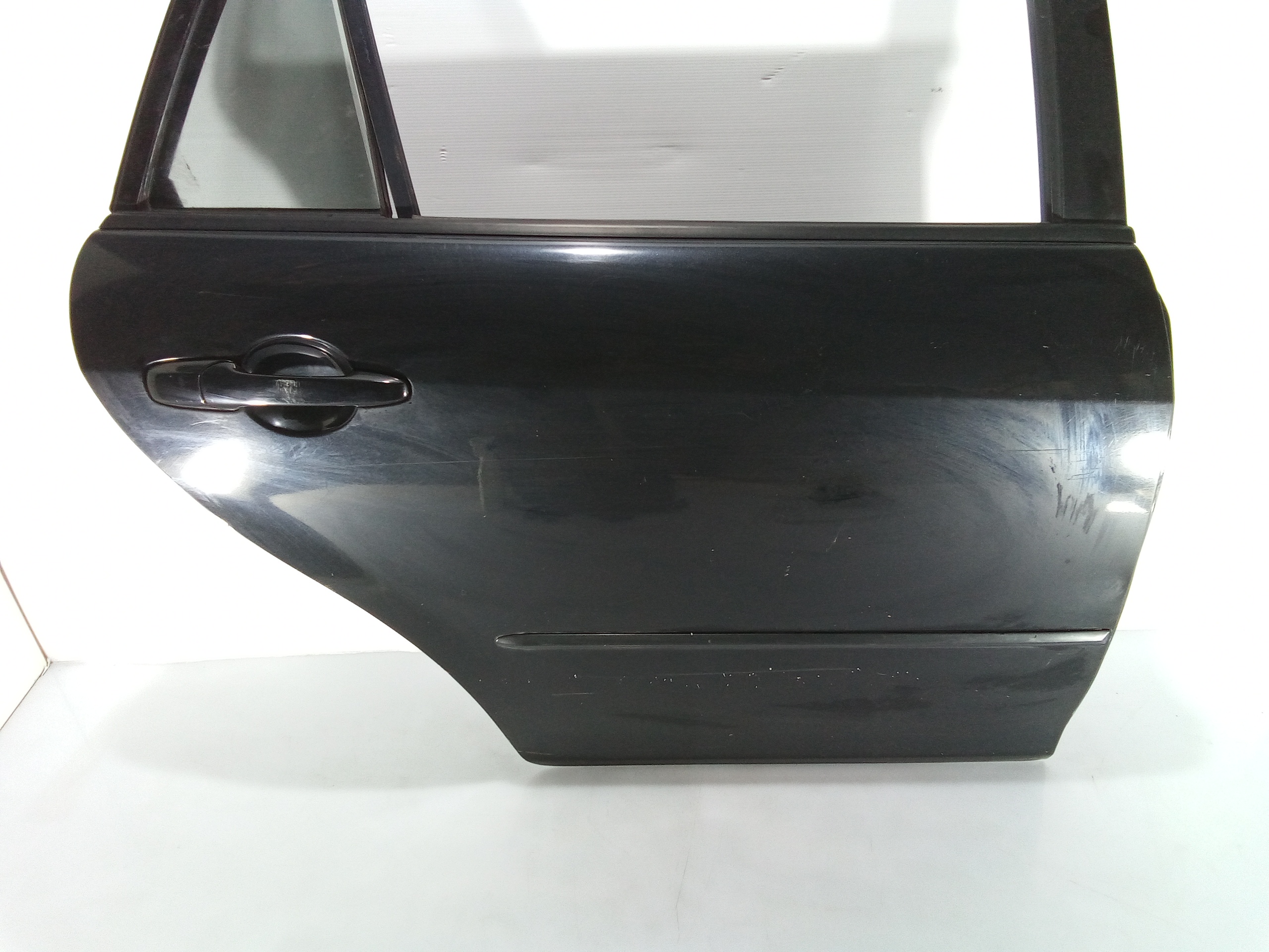 Portiera Posteriore Destra per Mazda 6 S. Wagon (2002 - 2007)