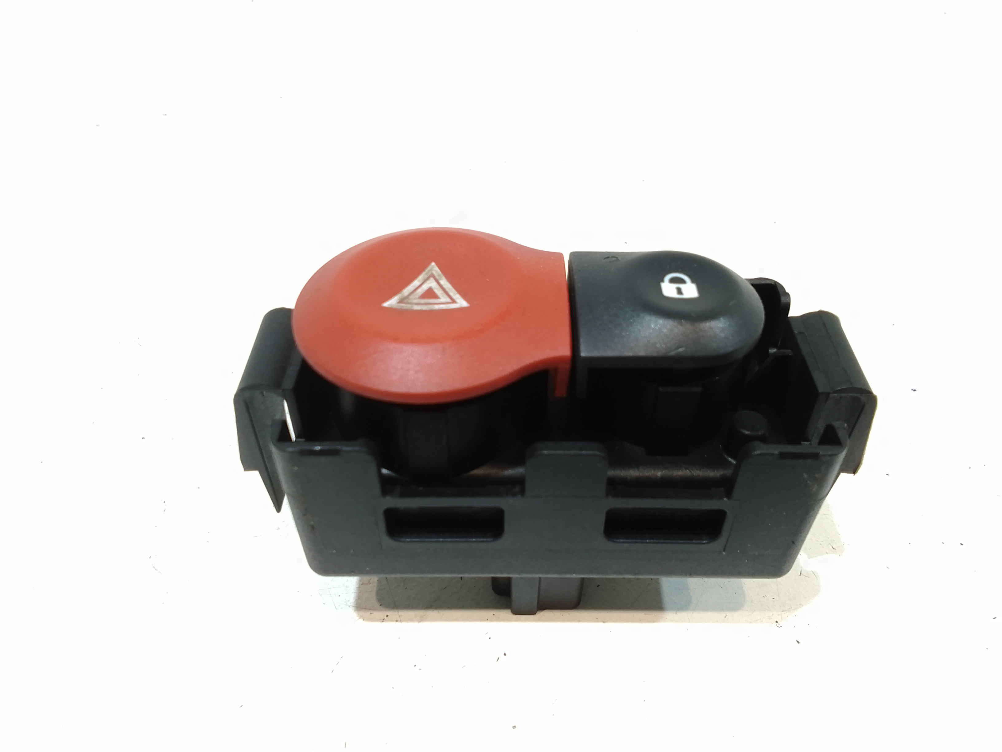 Pulsante luci di emergenza per Renault Clio Serie (04>08) (2004 - 2008)