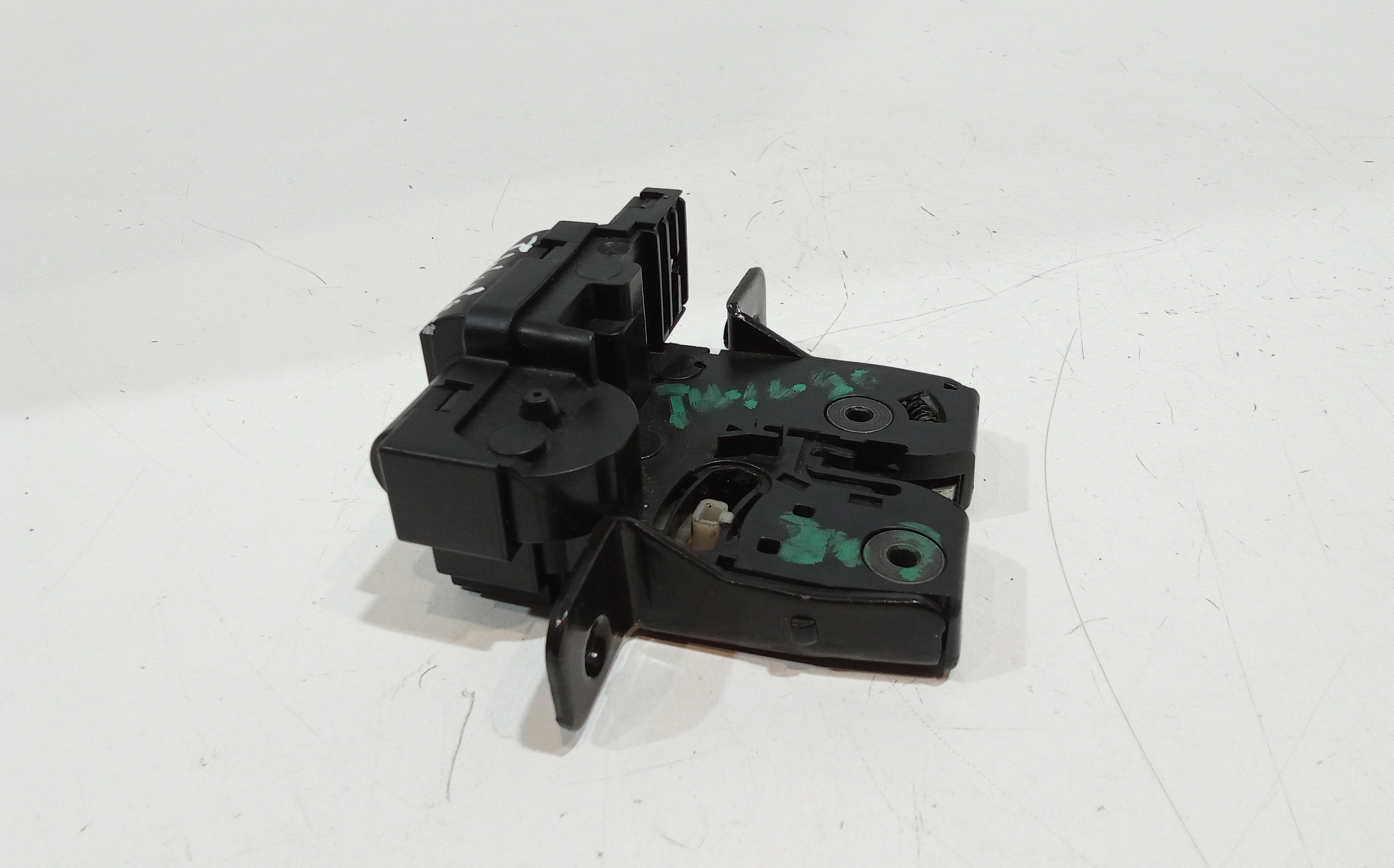 Serratura Cofano Posteriore per Renault Twingo Ii Serie  (07>14) (2007 - 2014)