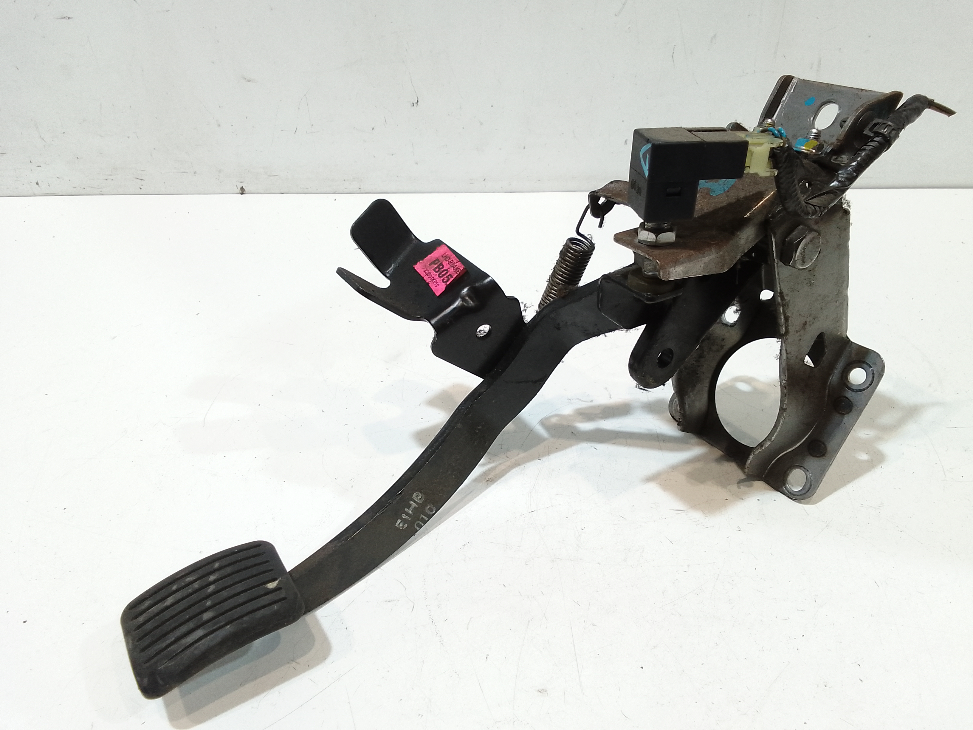 Pedale Freno per Hyundai I10 1 Serie (2007 - 2011)