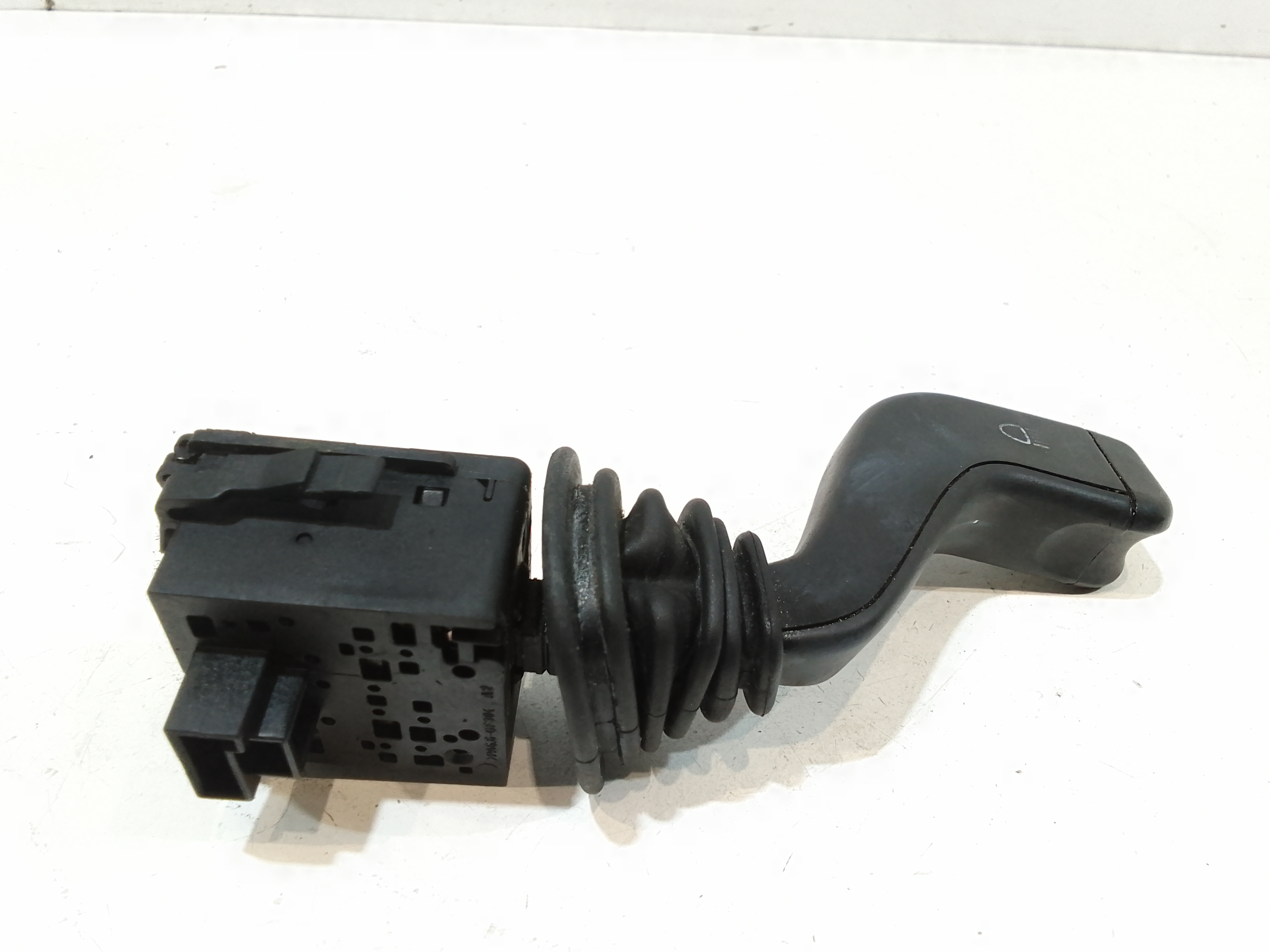 Devioluci sinistro per Opel Corsa C 5p 2 Serie (2003 - 2006)