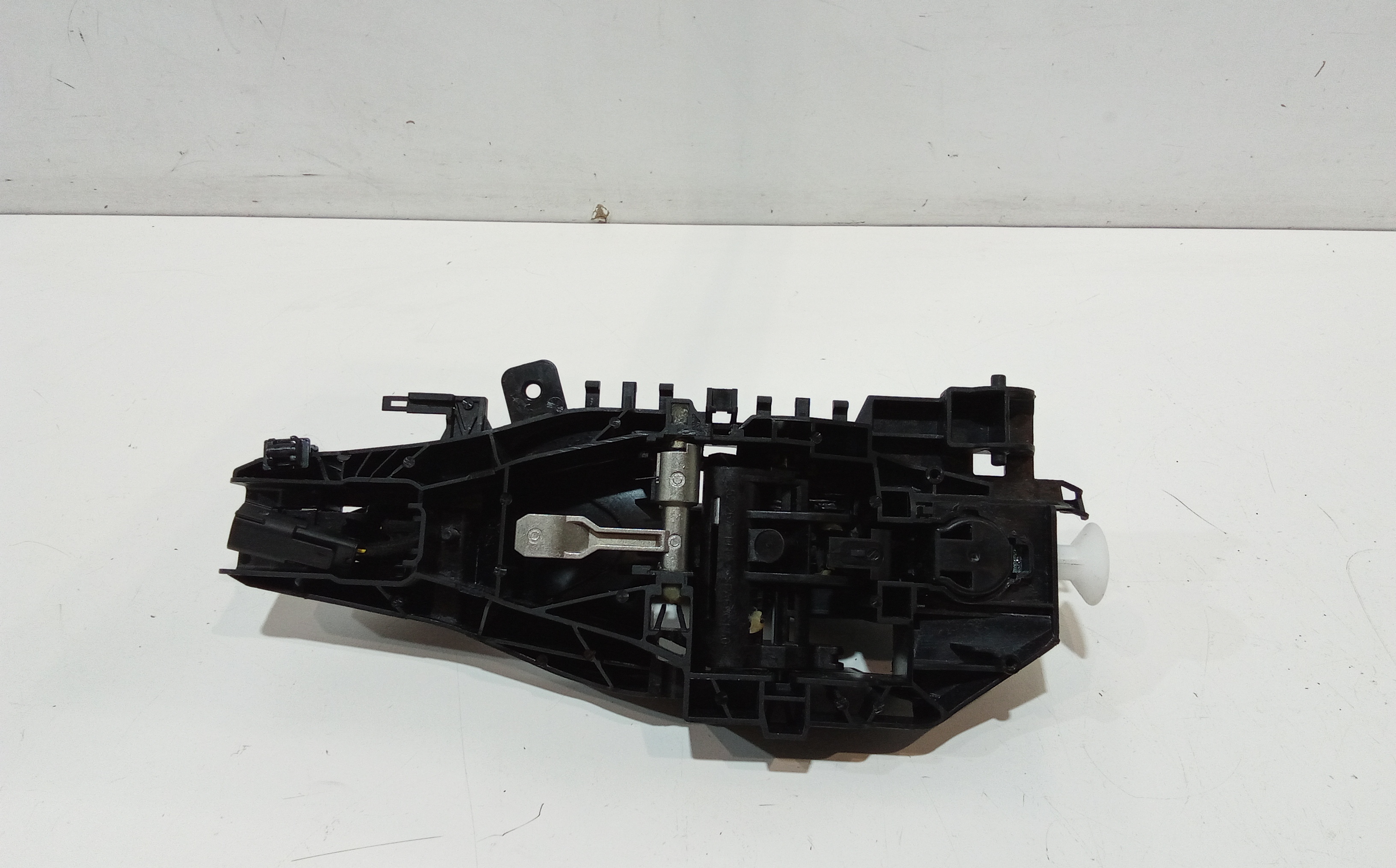 Maniglia esterna Posteriore Sinistra per Alfa Romeo Stelvio Serie (949_) (16>) (2016 - In produzione)