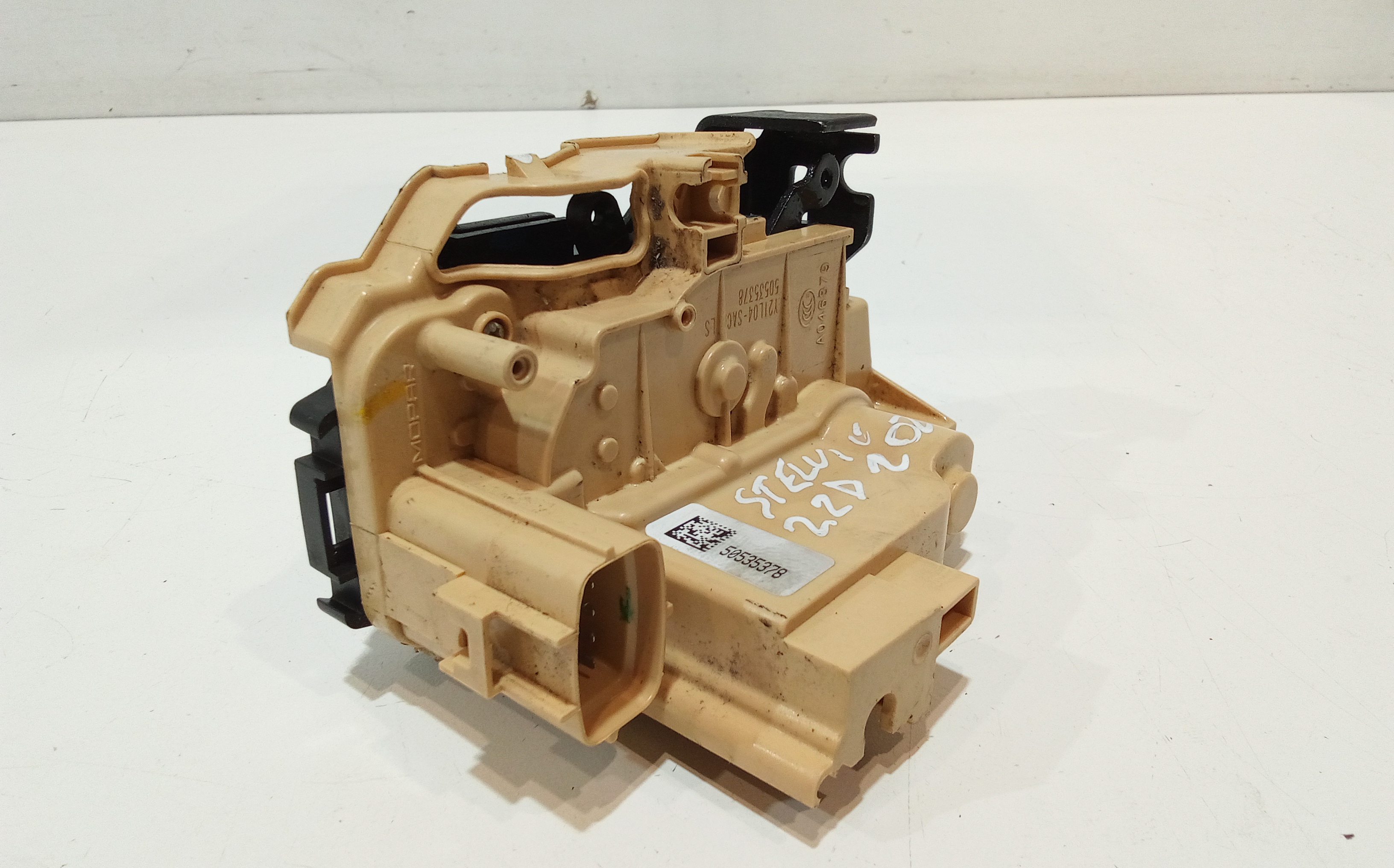 Serratura Anteriore Sinistra per Alfa Romeo Stelvio Serie (949_) (16>) (2016 - In produzione)