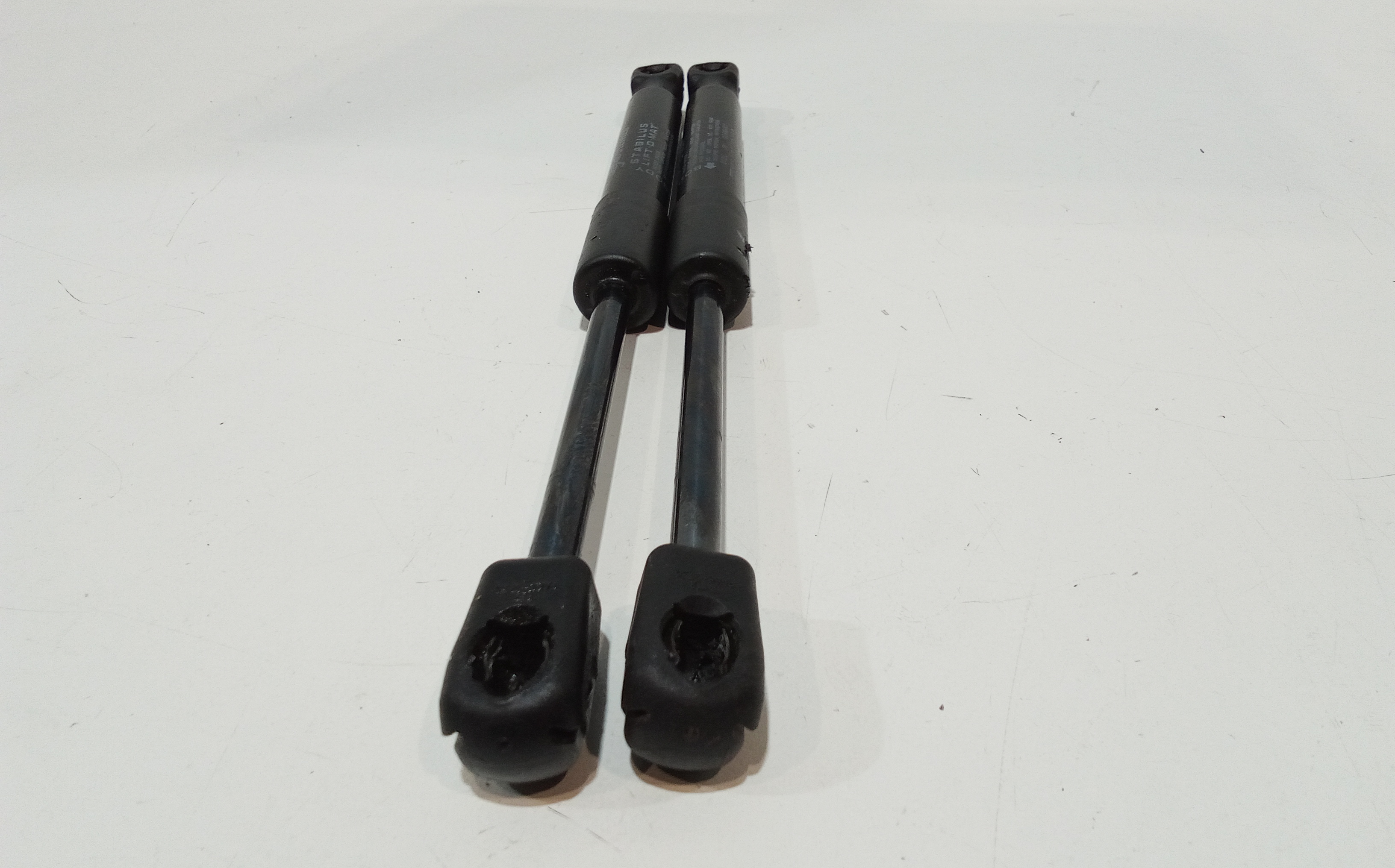 Pistoncini cofano ant per Alfa Romeo Stelvio Serie (949_) (16>) (2016 - In produzione)