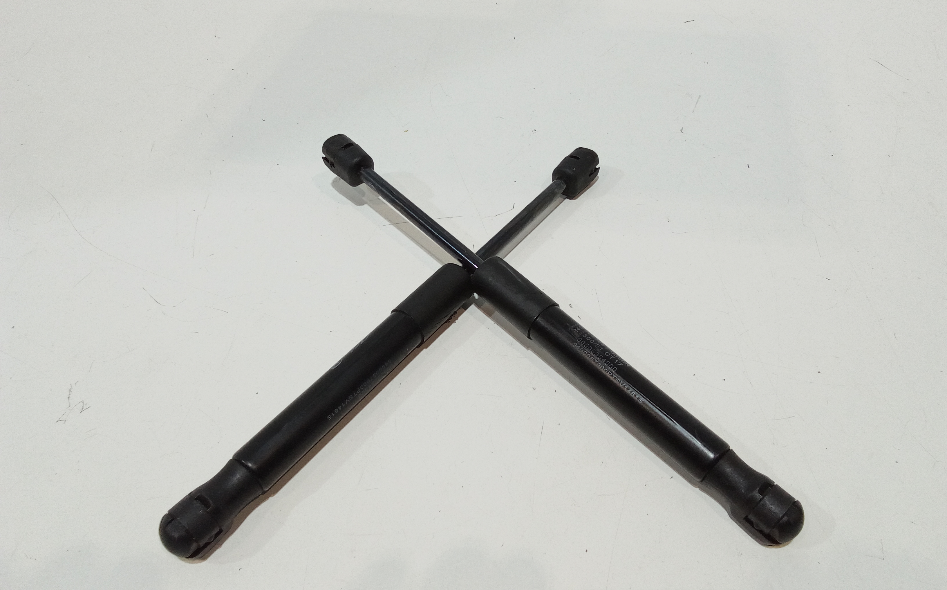 Pistoncini cofano ant per Alfa Romeo Stelvio Serie (949_) (16>) (2016 - In produzione)