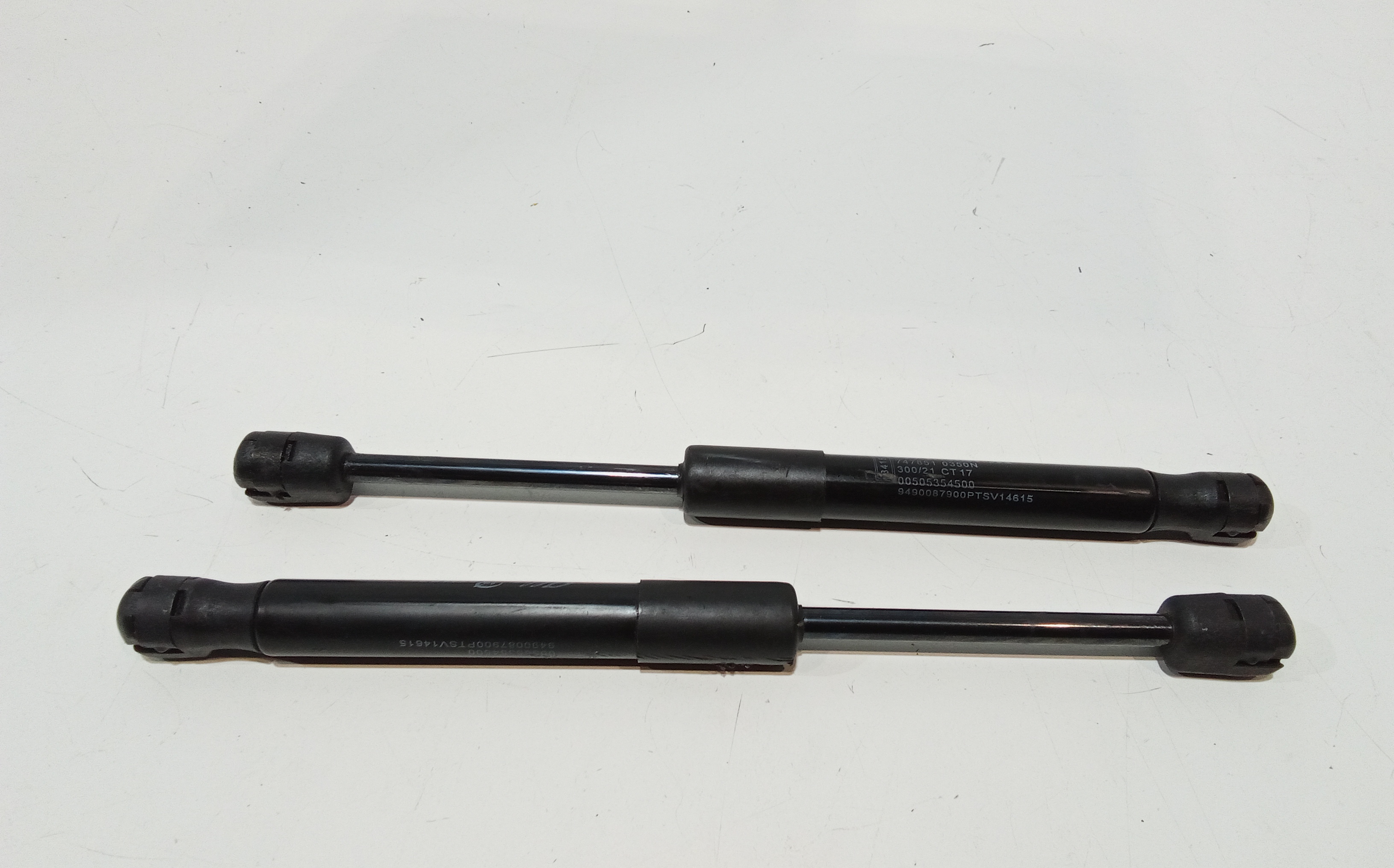 Pistoncini cofano ant per Alfa Romeo Stelvio Serie (949_) (16>) (2016 - In produzione)