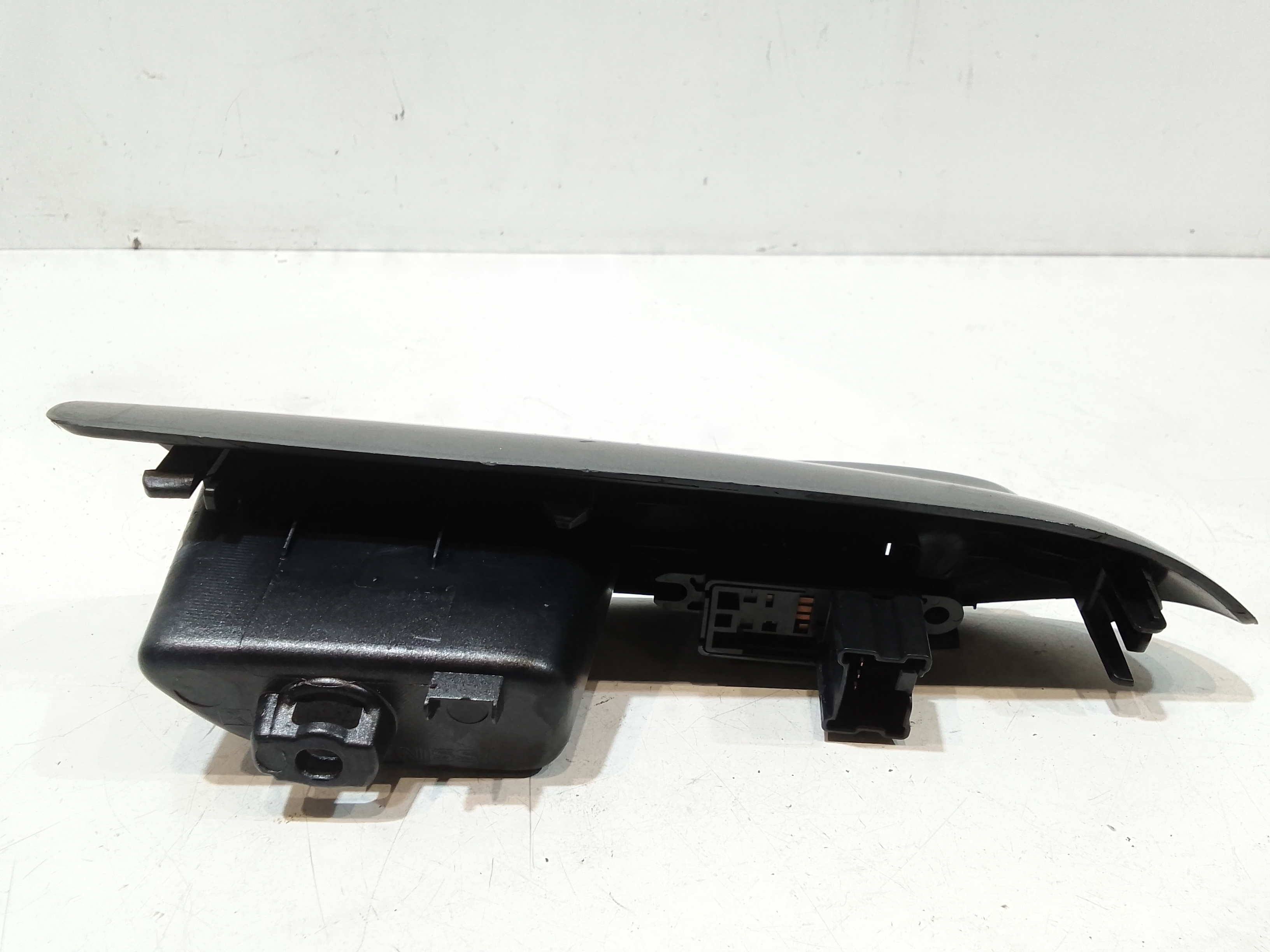 Pulsantiera Posteriore Sinistra per Nissan Juke Serie F15 (2014 - 2018)