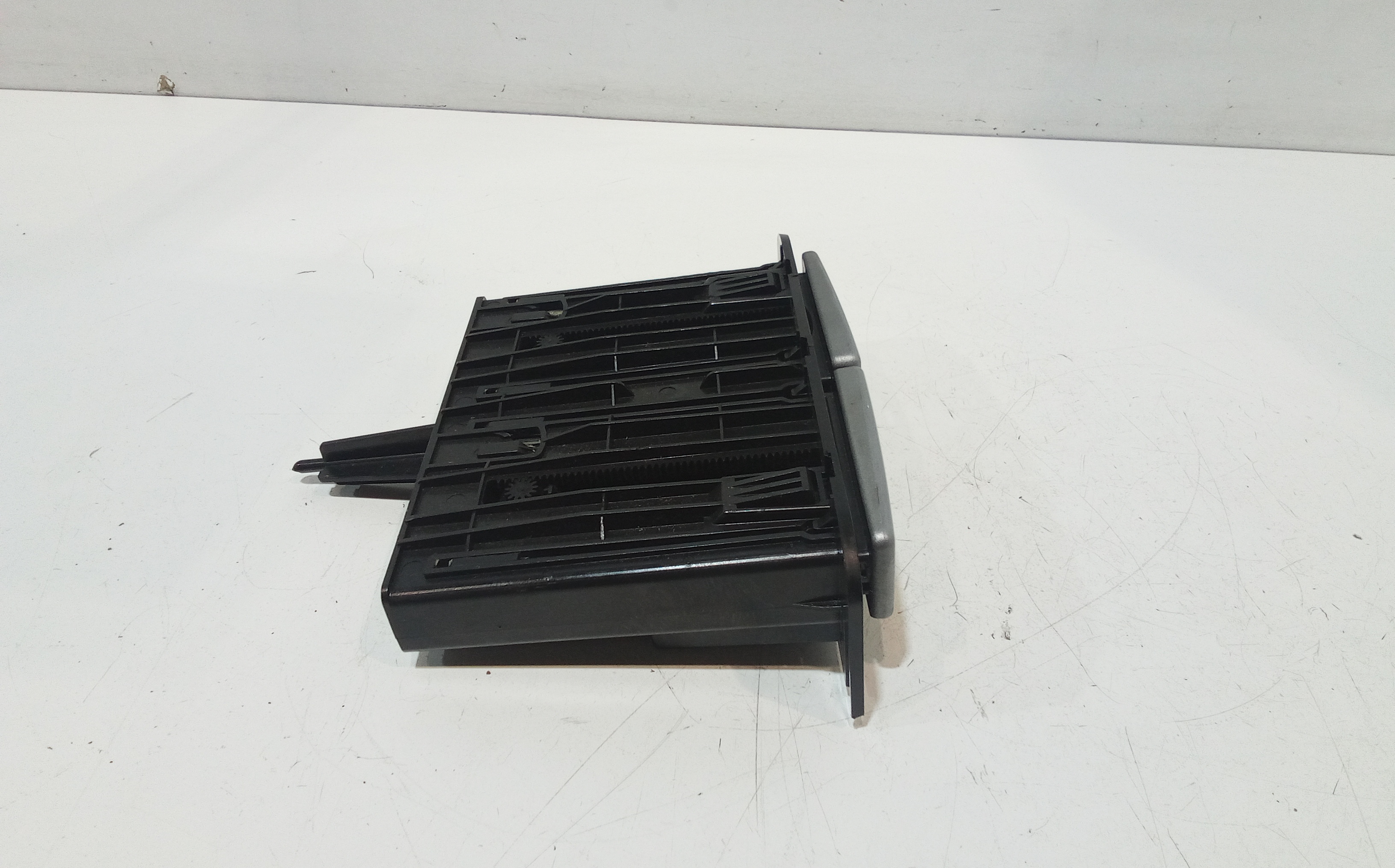 Cassetto porta bibite per Alfa Romeo 147 Serie (937_) (05>10) (2005 - 2010)