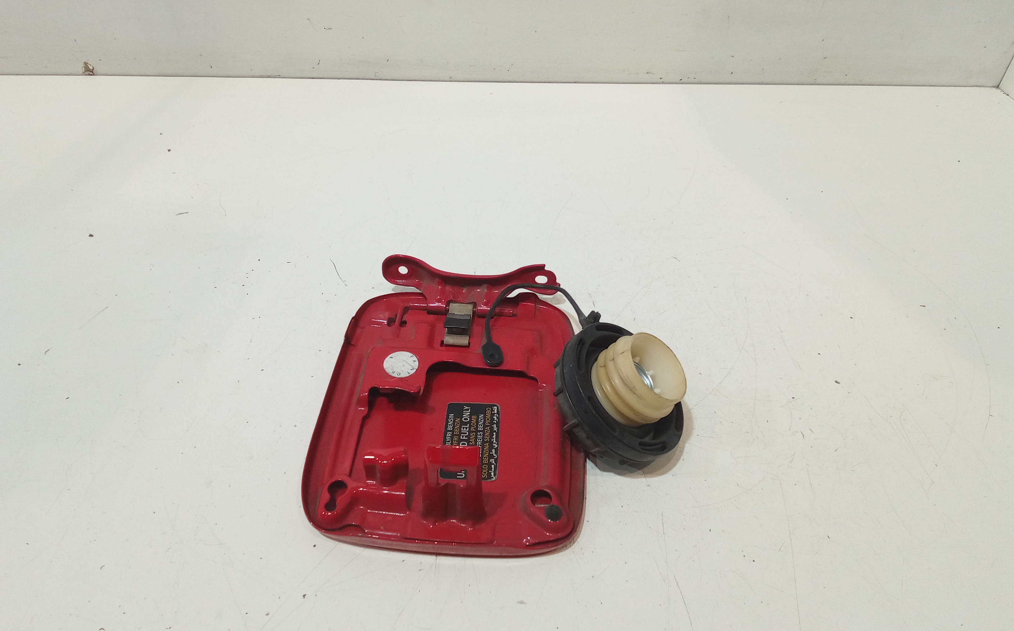 Sportellino Carburante per Hyundai I10 1 Serie (2007 - 2011)
