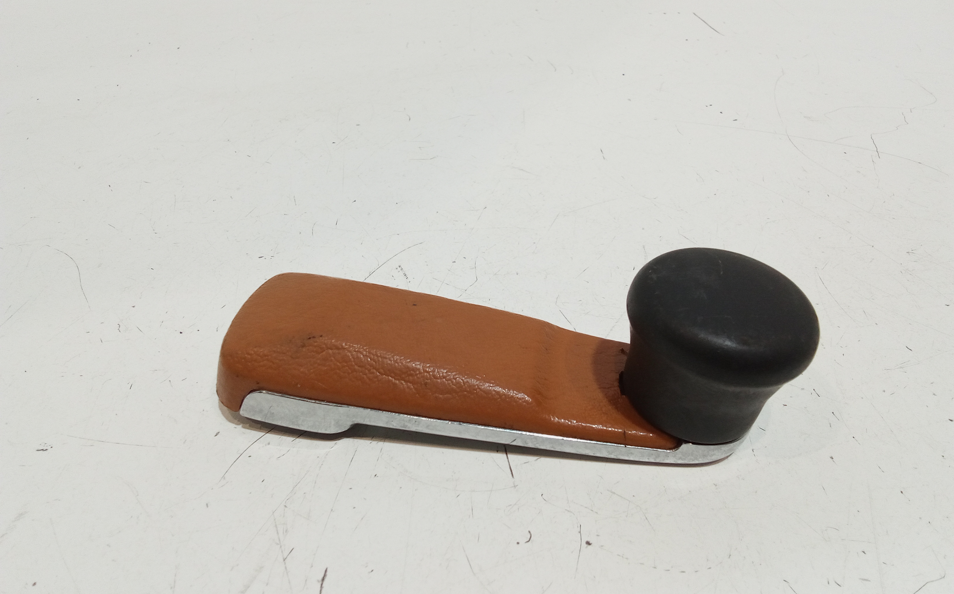 maniglia alzavetri posteriore sx guida per Mercedes Classe E W124 (1993 - 1997)