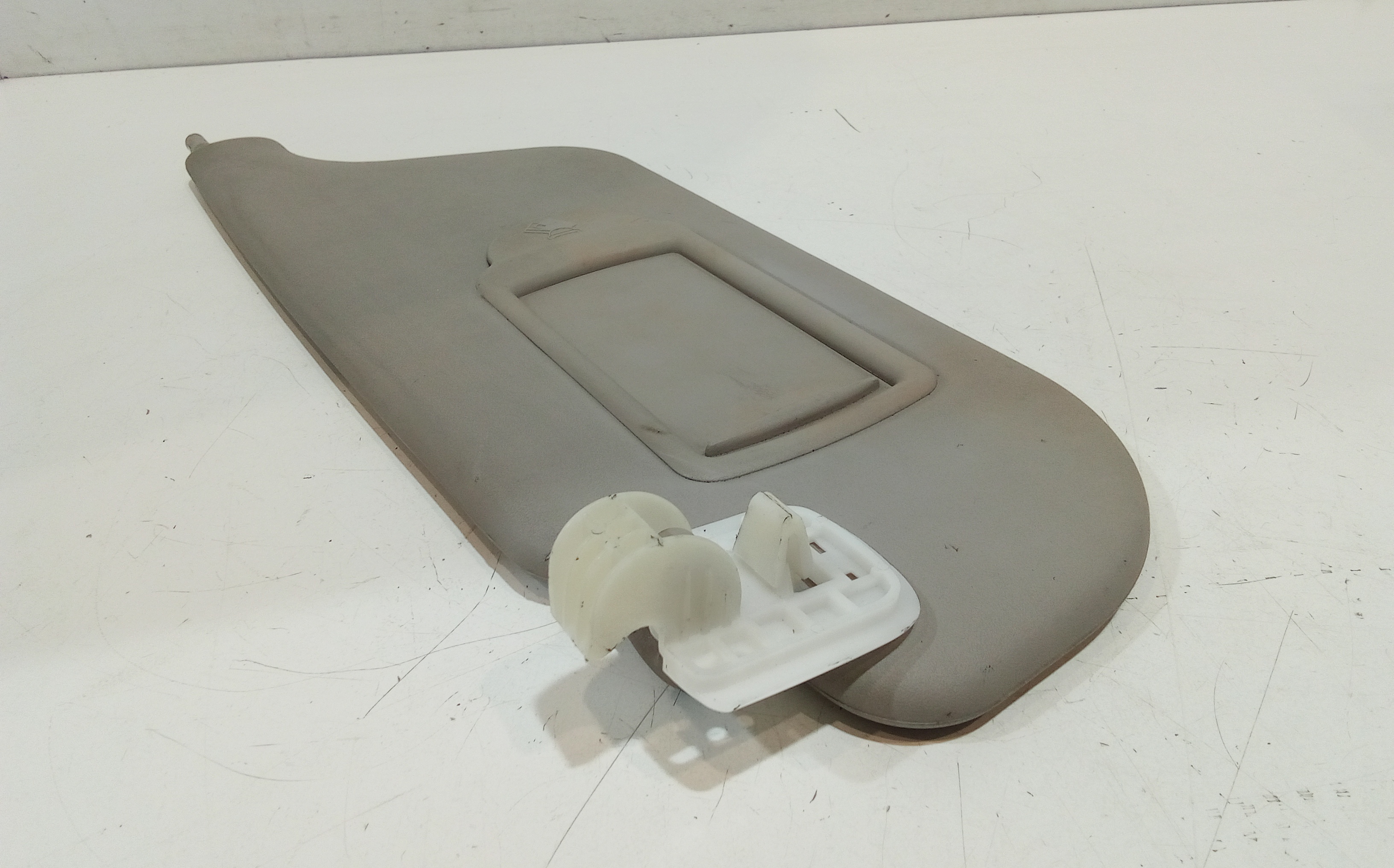 Parasole aletta anteriore Lato Guida per Renault Clio Serie (04>08) (2004 - 2008)