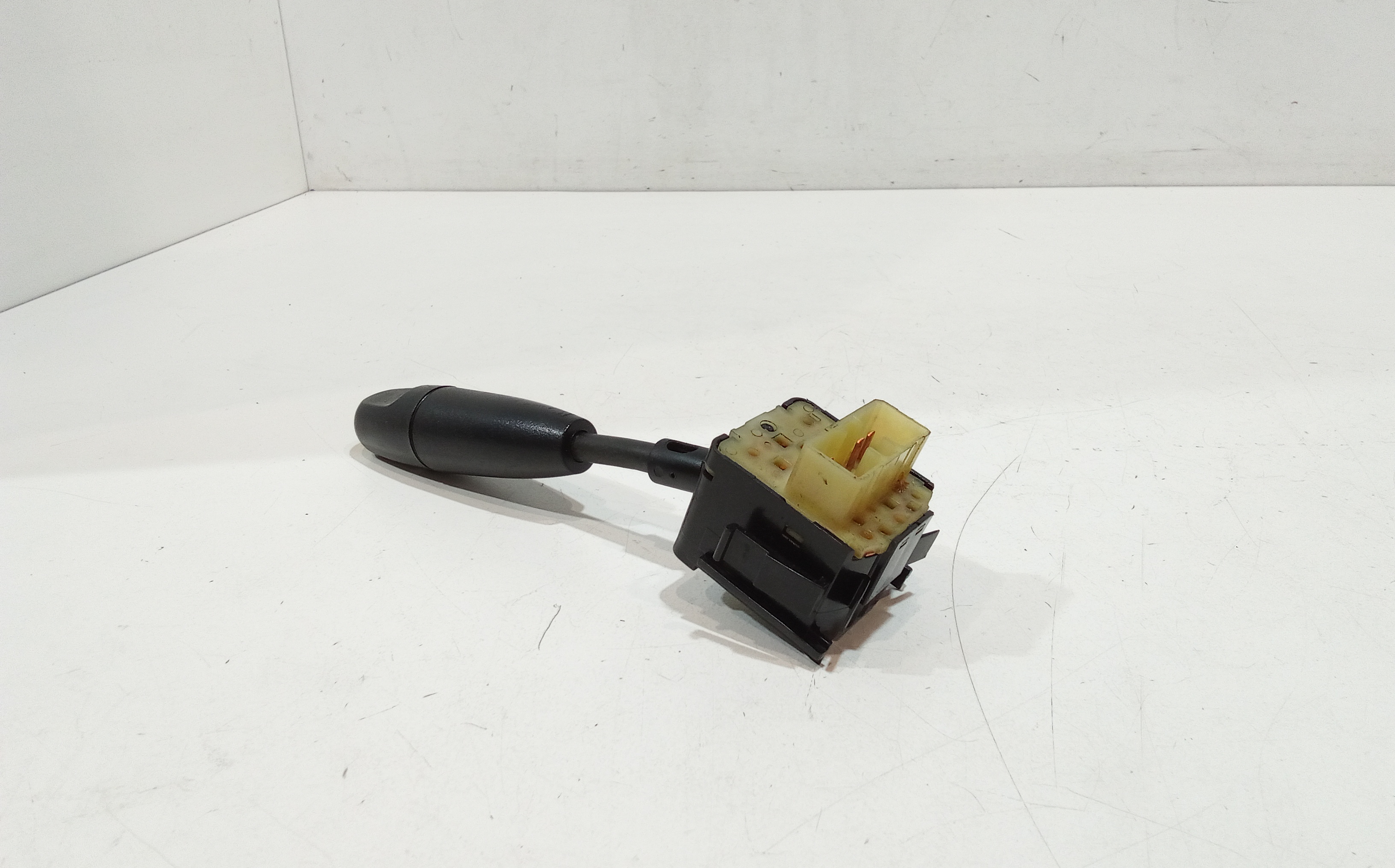 Devioluci destro per Chevrolet Kalos 2 Serie (2005 - 2008)