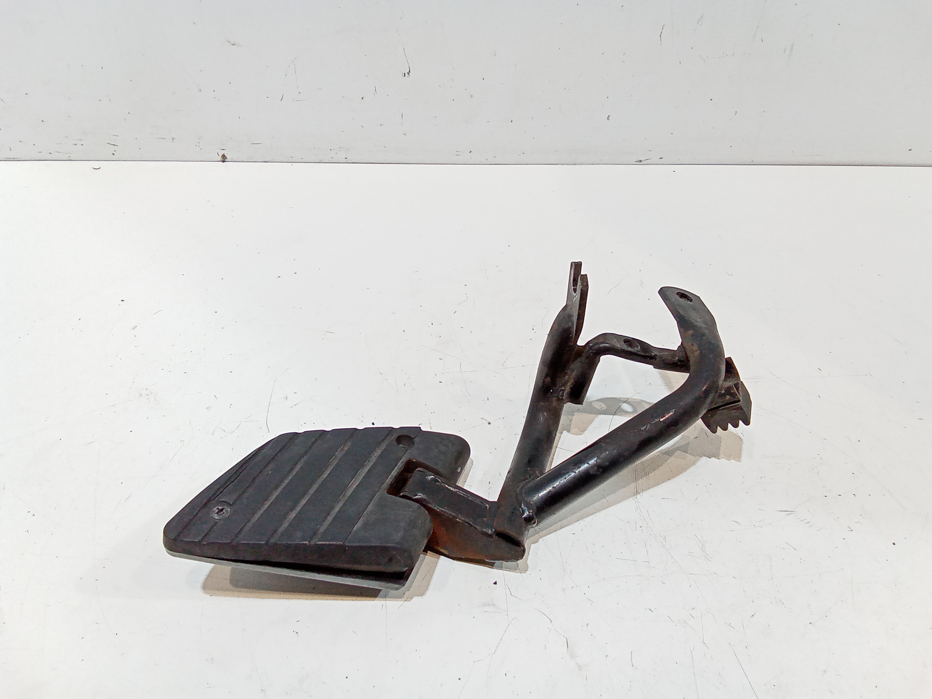 Pedalino Sx per Kymco People 125cc S (05>08) (2005 - 2008)