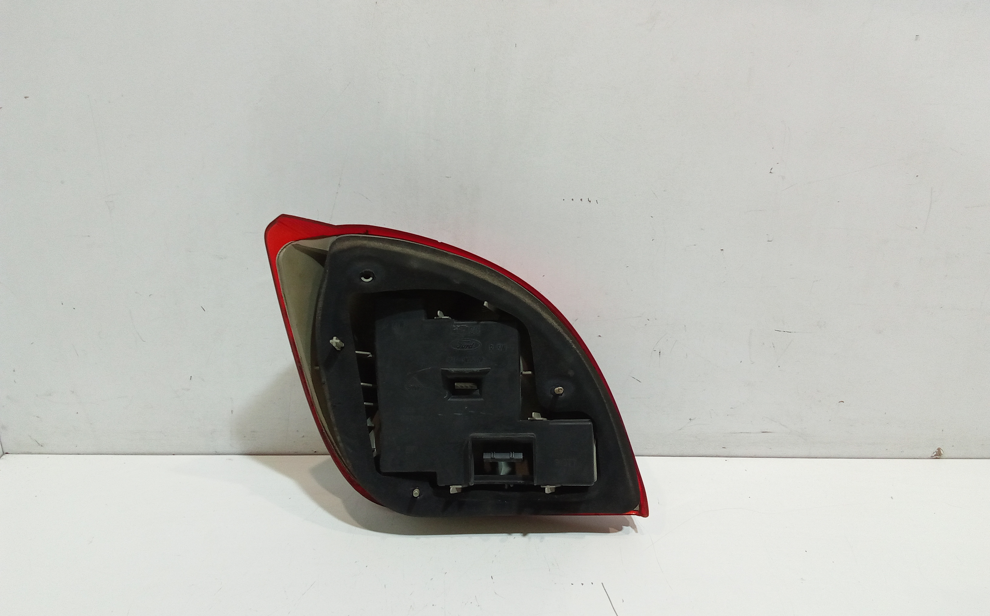 Stop fanale posteriore Destro Passeggero per Ford Fiesta 2 Serie (1996 - 1999)