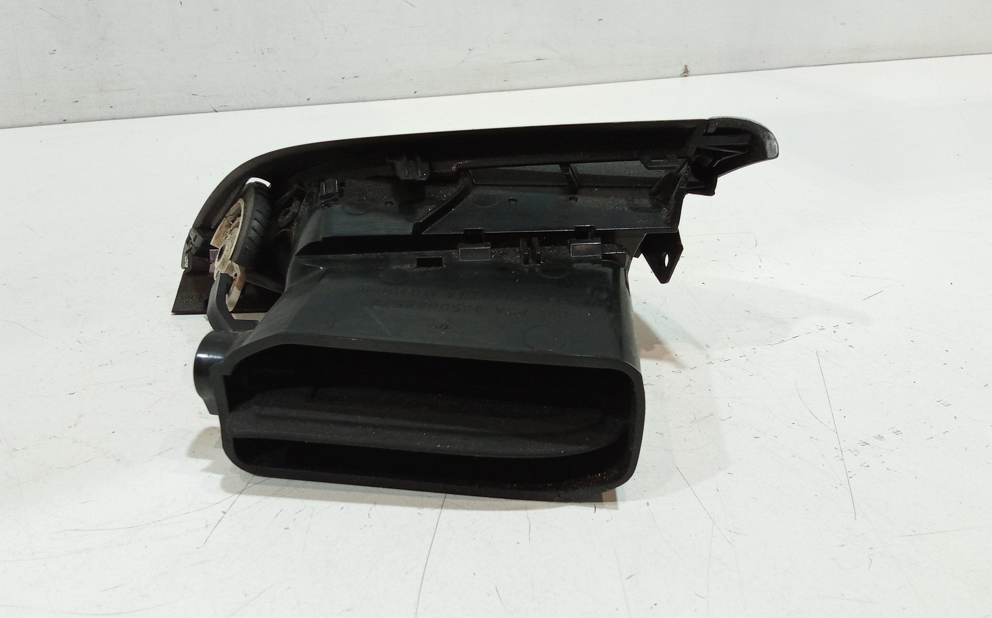 Bocchetta aria cruscotto lato guida per Peugeot 207 1 Serie (2006 - 2009)