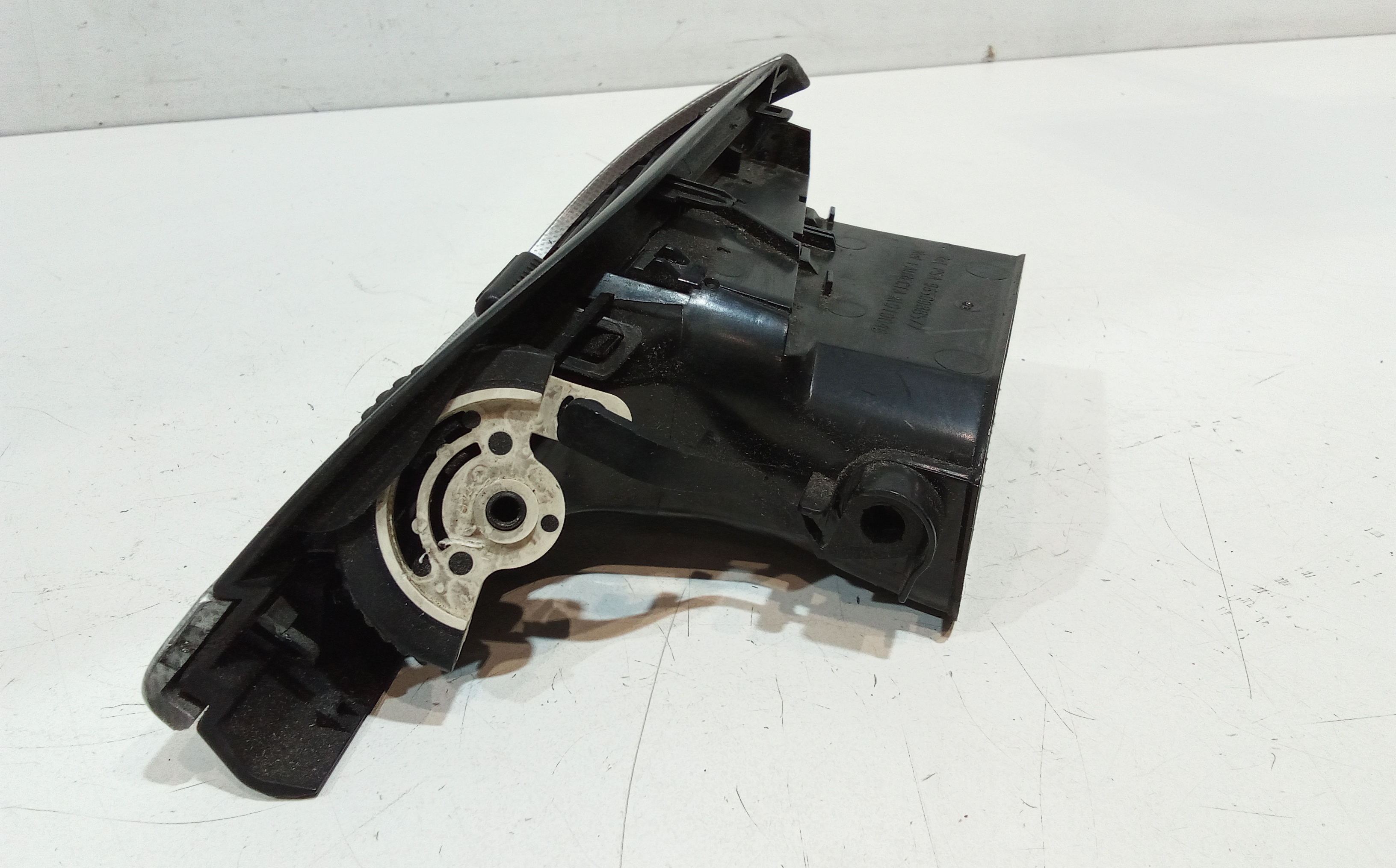 Bocchetta aria cruscotto lato guida per Peugeot 207 1 Serie (2006 - 2009)