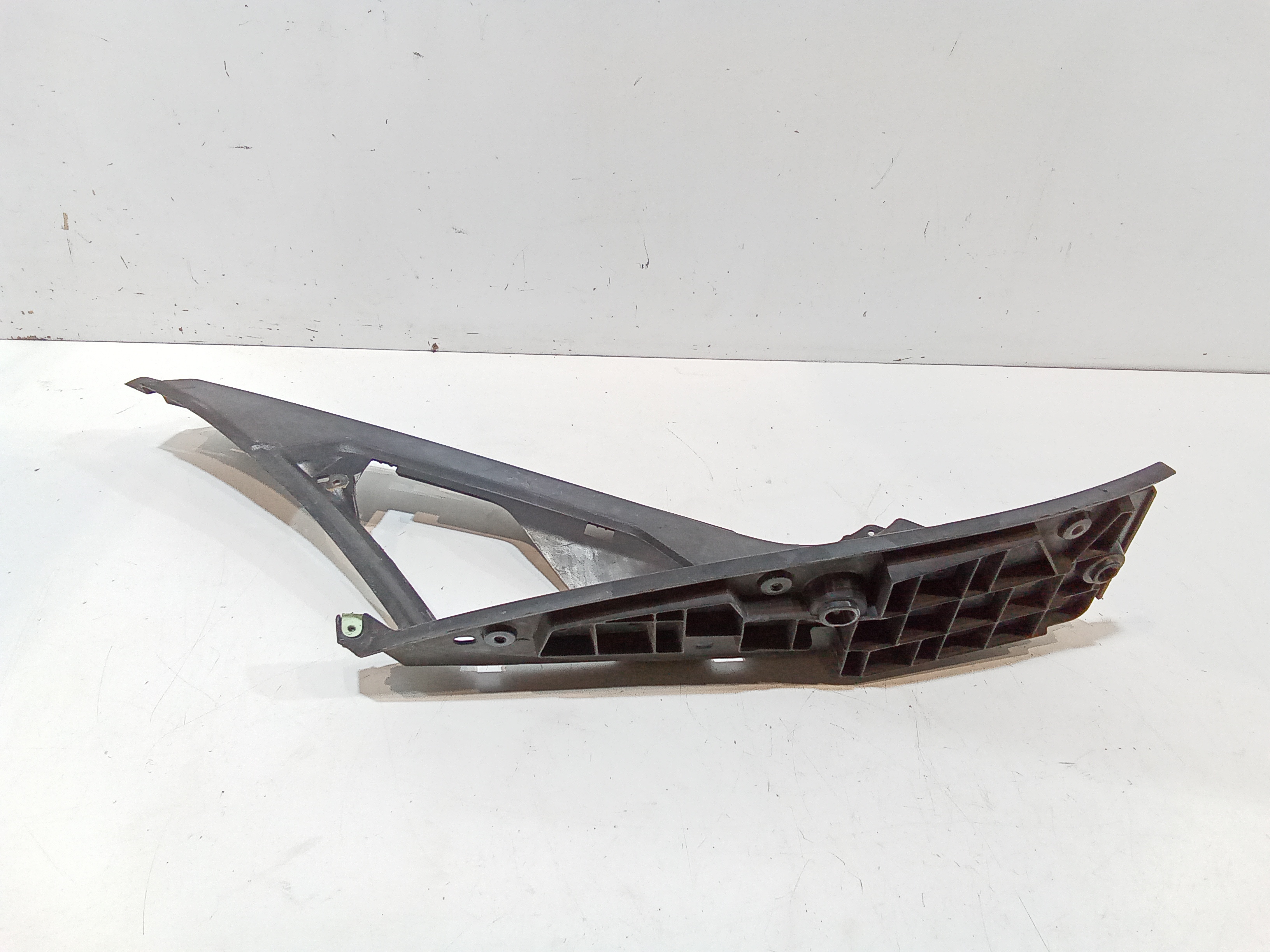 Pedana Laterale Destra per Peugeot Geopolis 250cc (2005 - 2012)