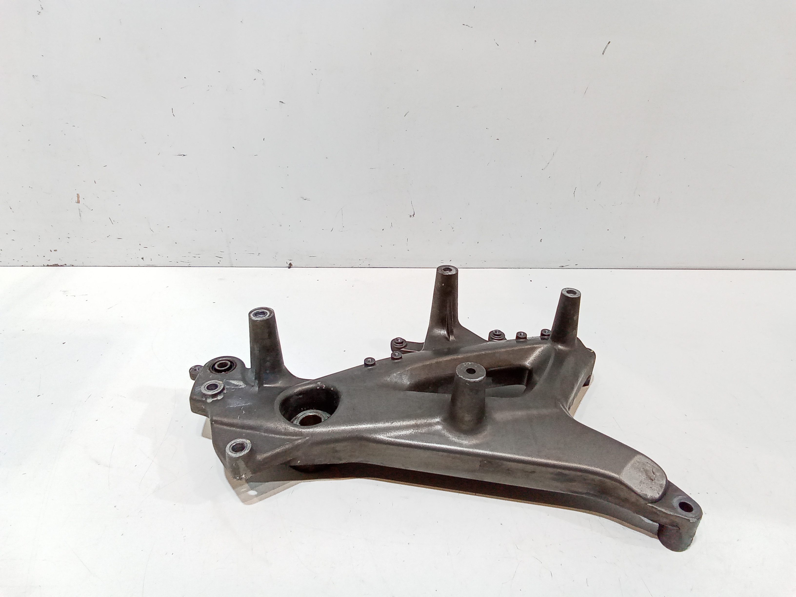 Staffa supporto marmitta per Kymco People GT 300cc (2010 - 2017)