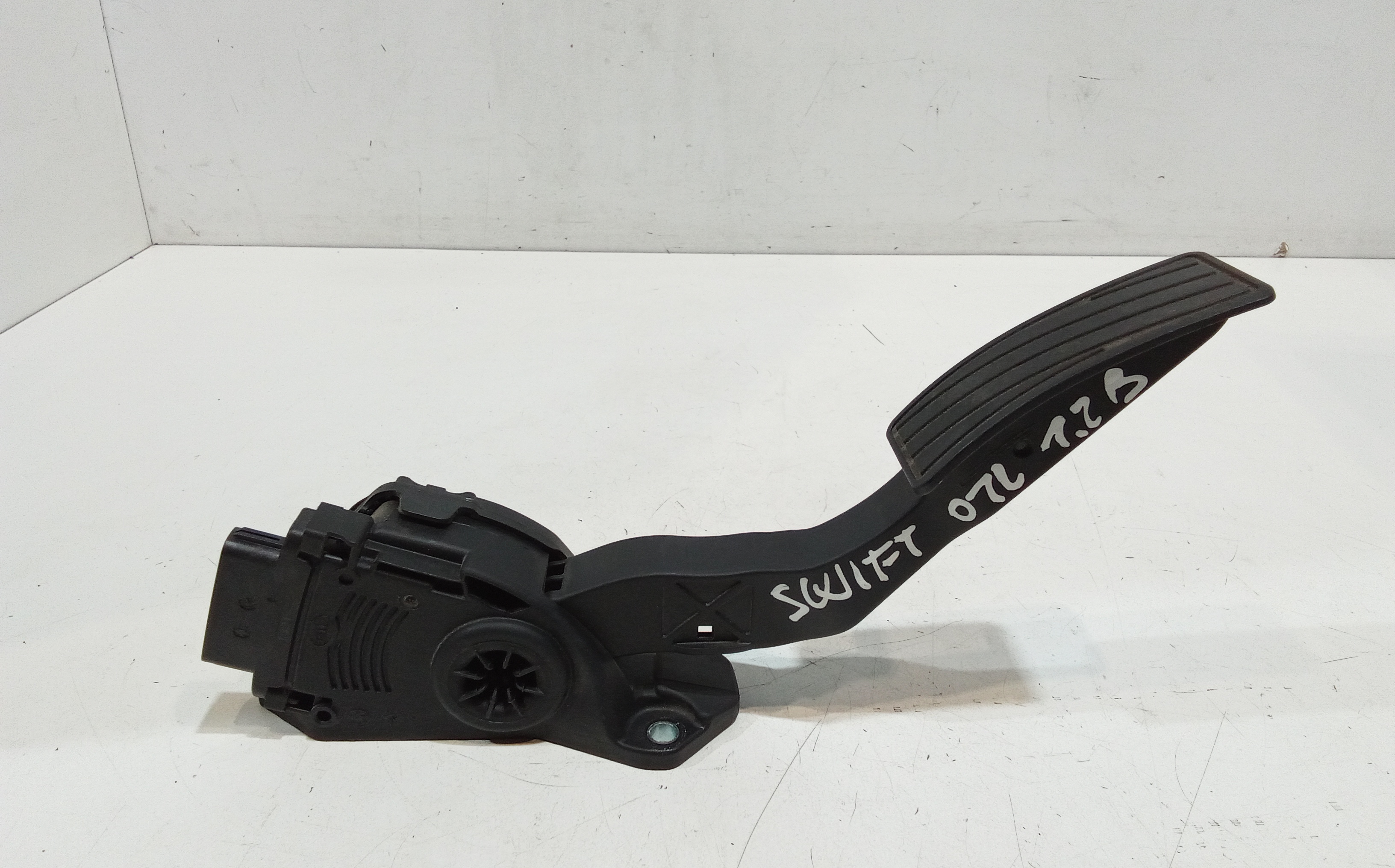 Pedale acceleratore per Suzuki Swift 5 Serie (10>12) (2010 - 2012)