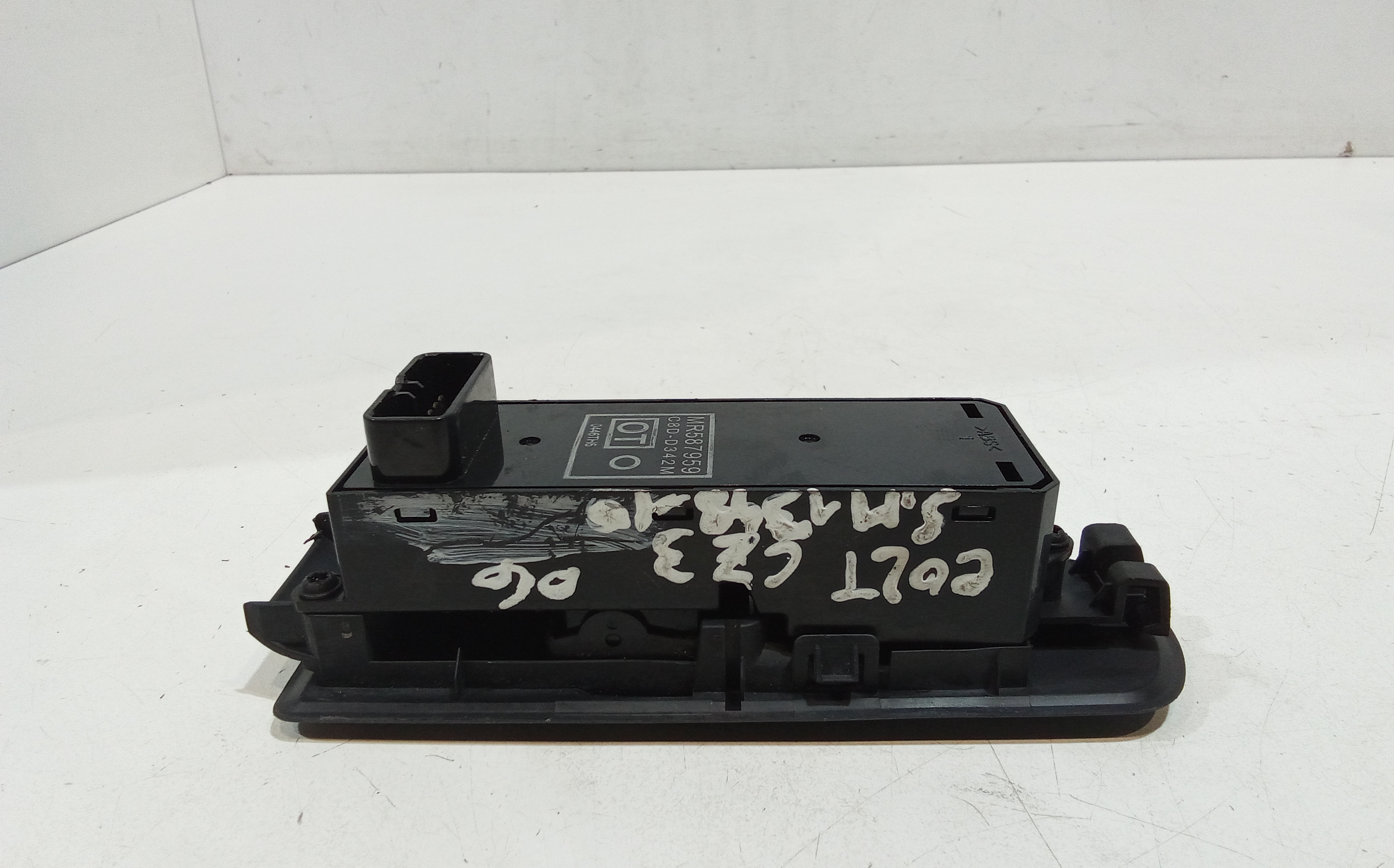 Pulsantiera anteriore sinistra Guida per Mitsubishi Colt Cz3 (05>08) (2005 - 2008)