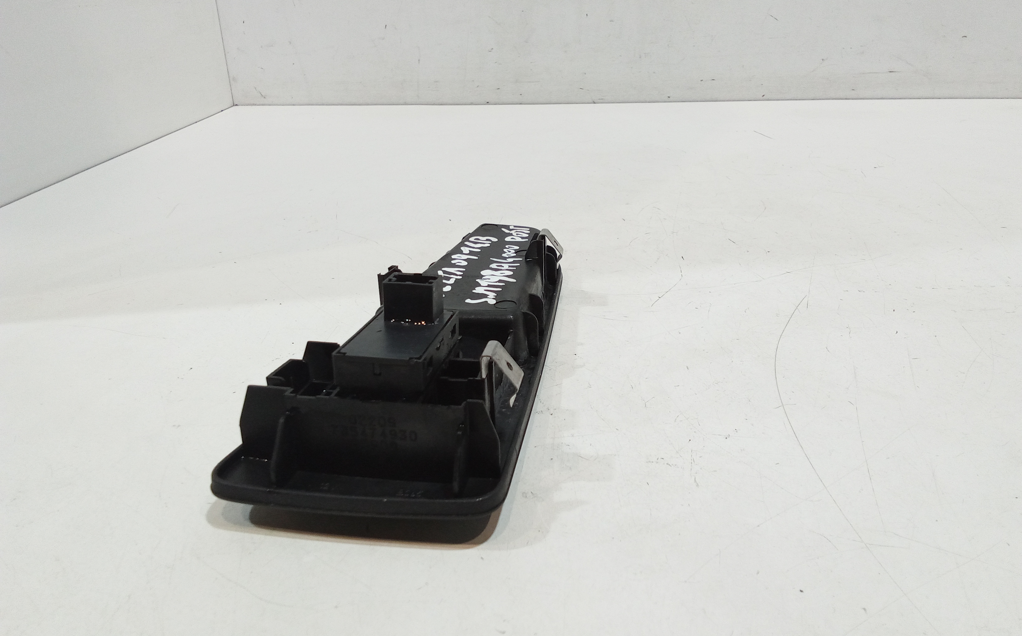 Pulsantiera Posteriore Sinistra per Lancia Delta 3 Serie (2008 - 2011)