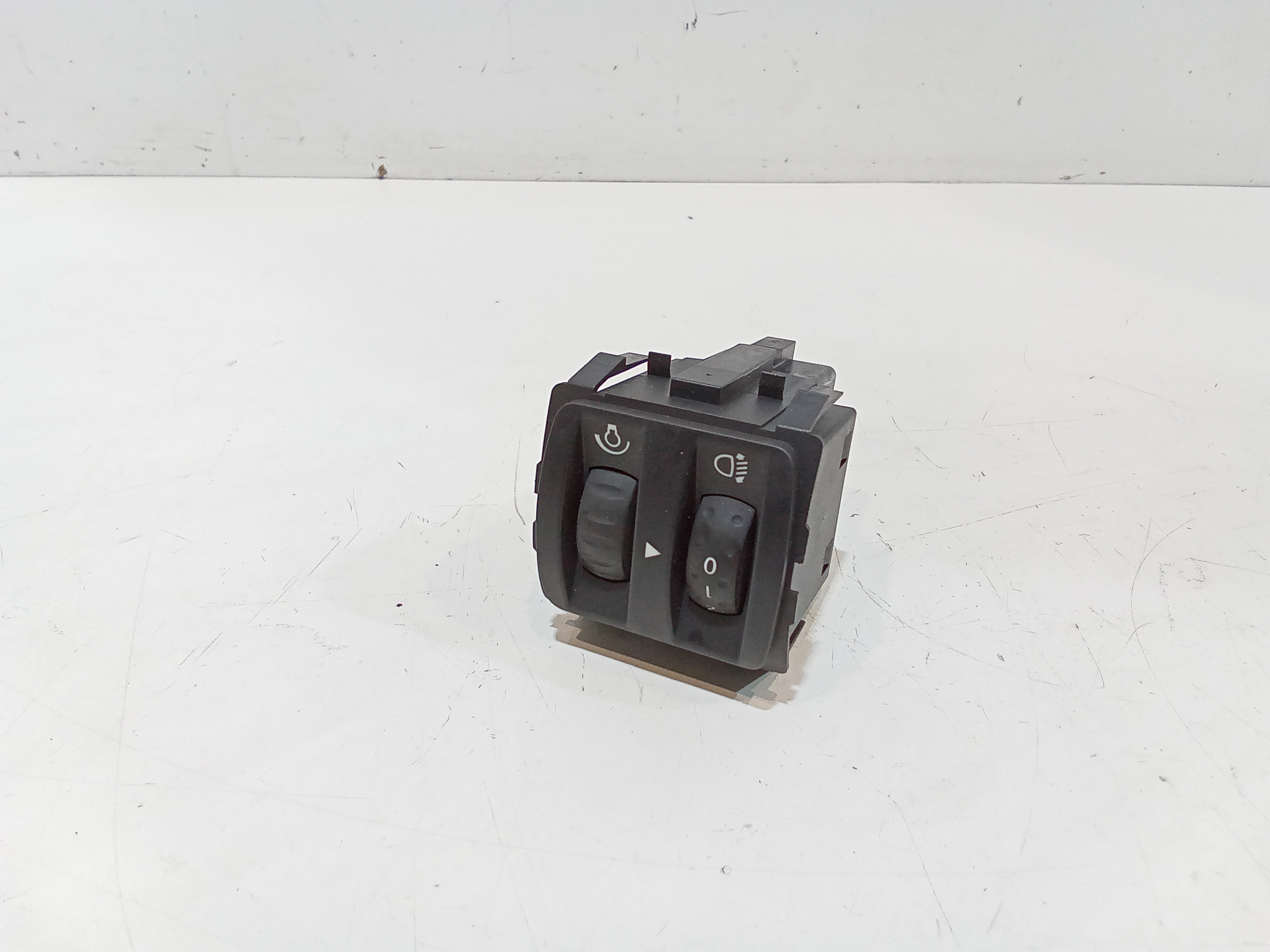 Regolatore Fari per Renault Twingo Ii Serie  (07>14) (2007 - 2014)