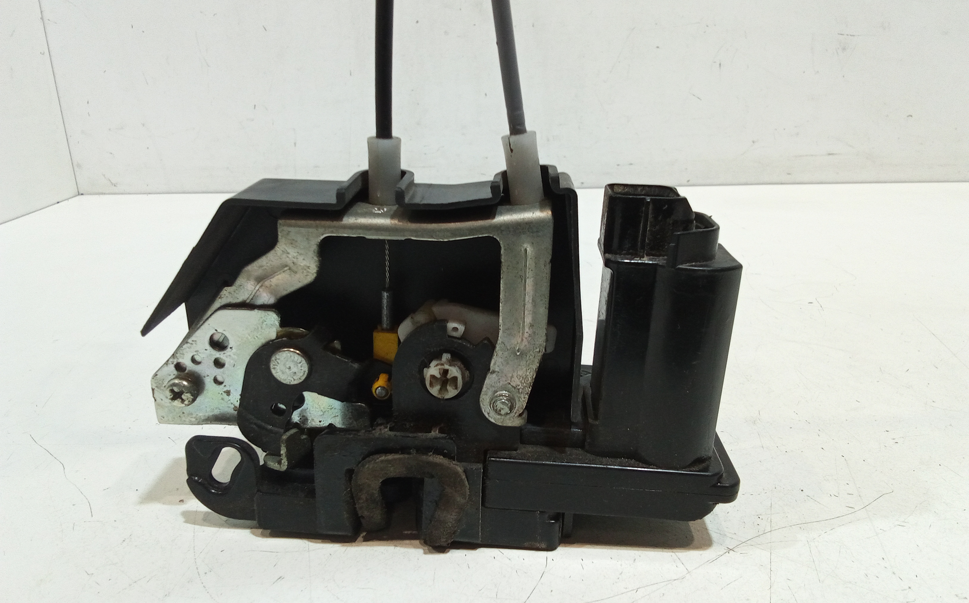 Serratura Anteriore Destra per Hyundai I10 1 Serie (2007 - 2011)