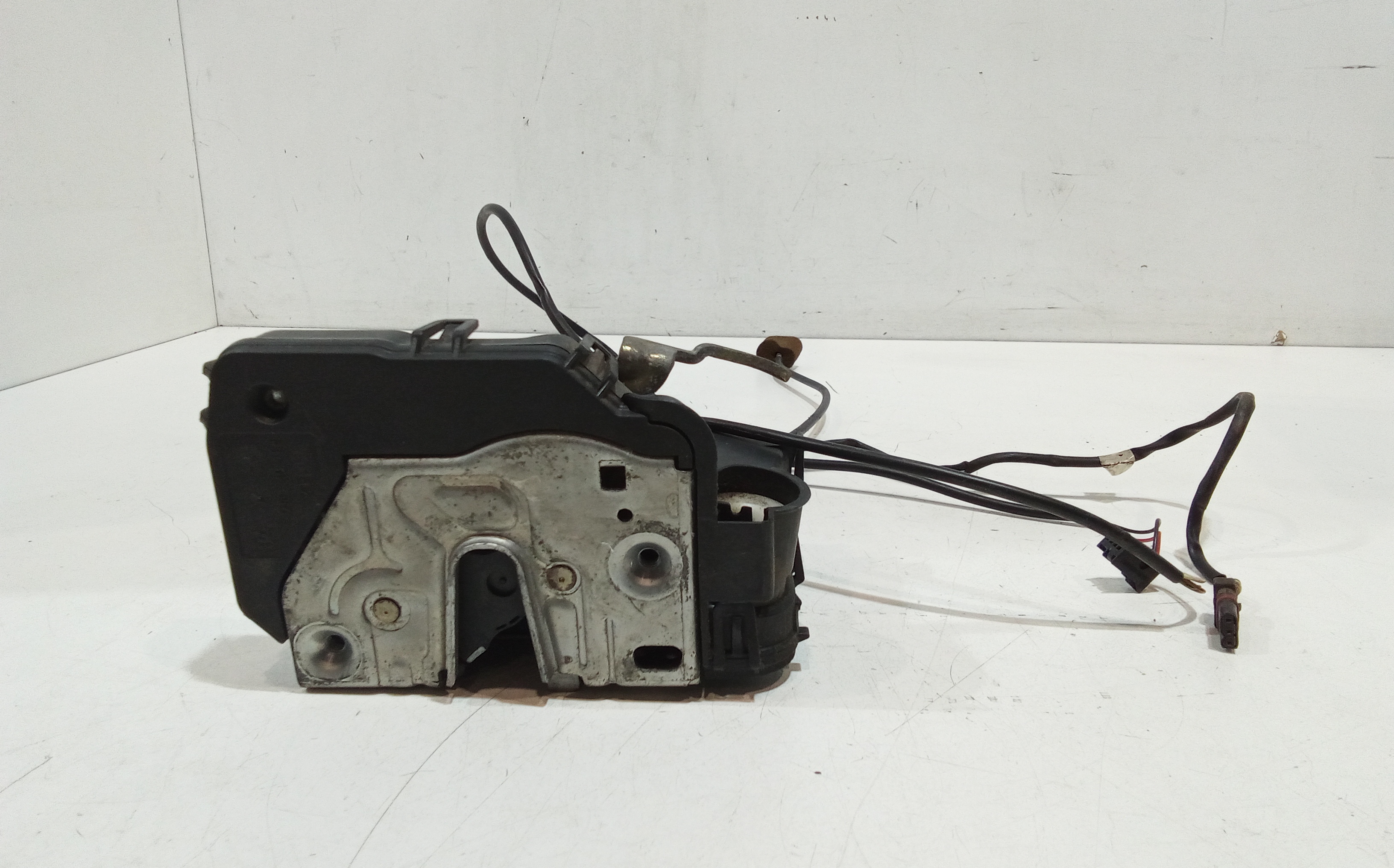 Serratura Anteriore Sinistra per Mercedes Classe C S. Wagon W203 (2001 - 2004)