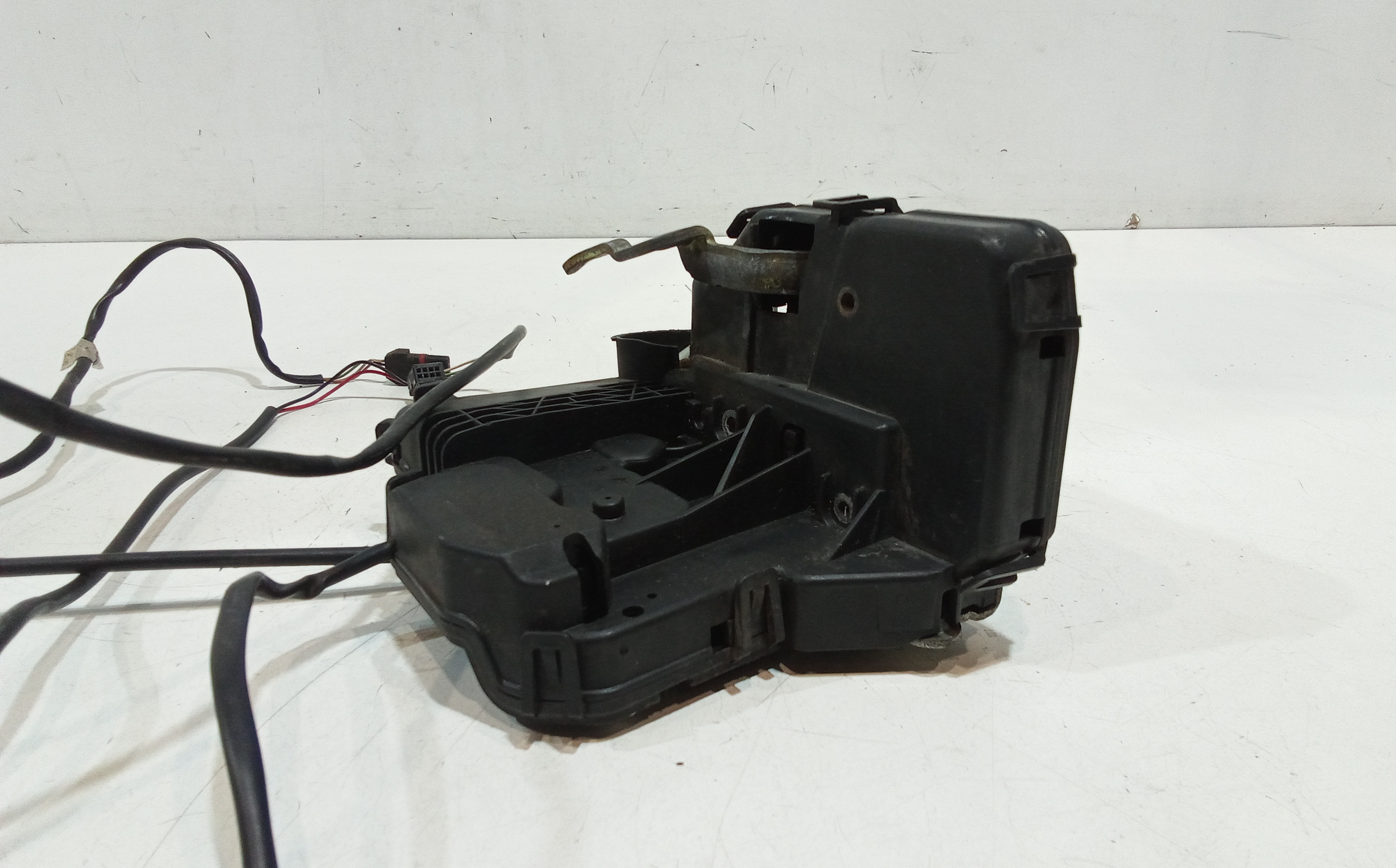 Serratura Anteriore Sinistra per Mercedes Classe C S. Wagon W203 (2001 - 2004)