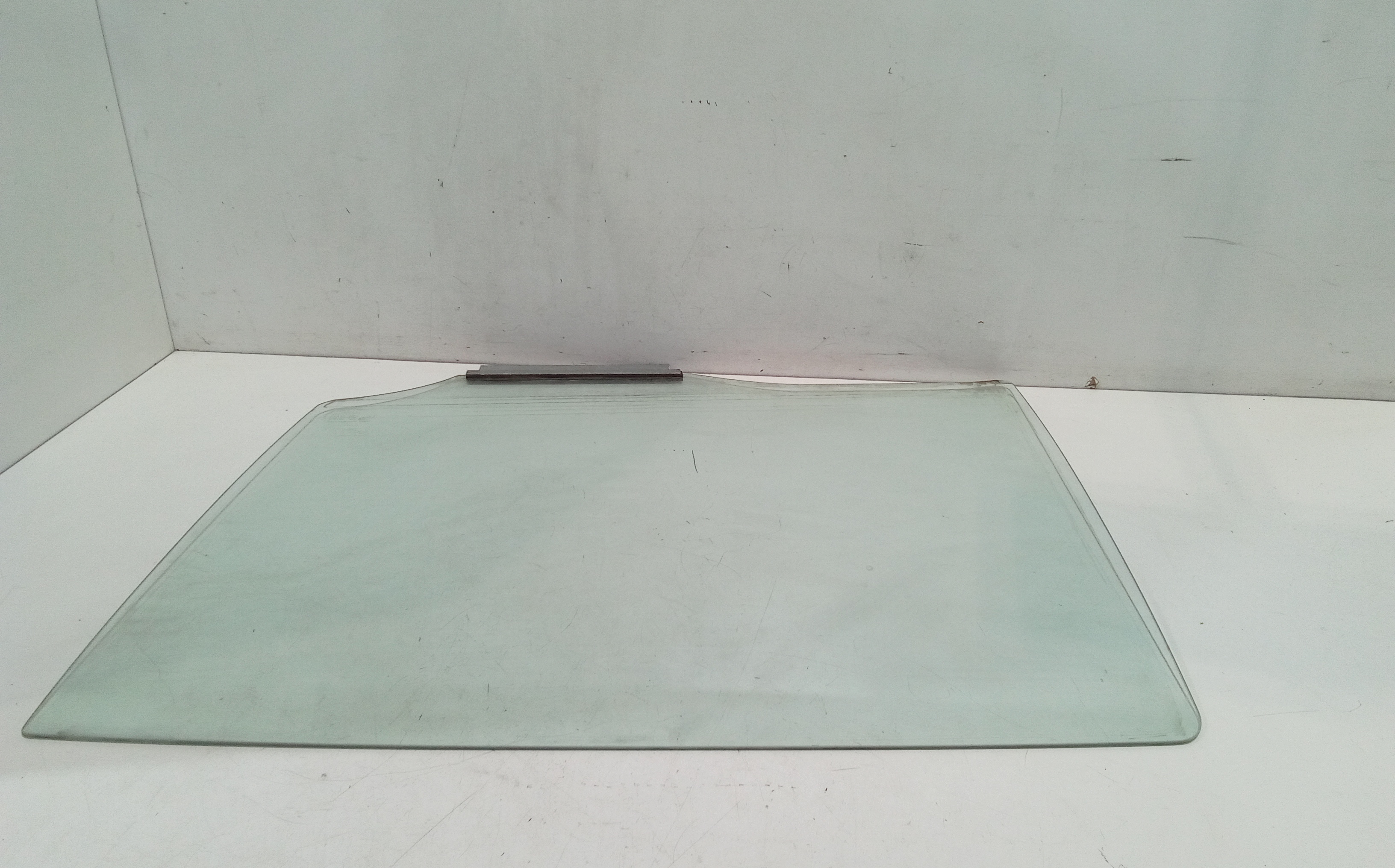 Vetro scendente posteriore Sinistro per Daihatsu Sirion 2 Serie (2005 - In produzione)