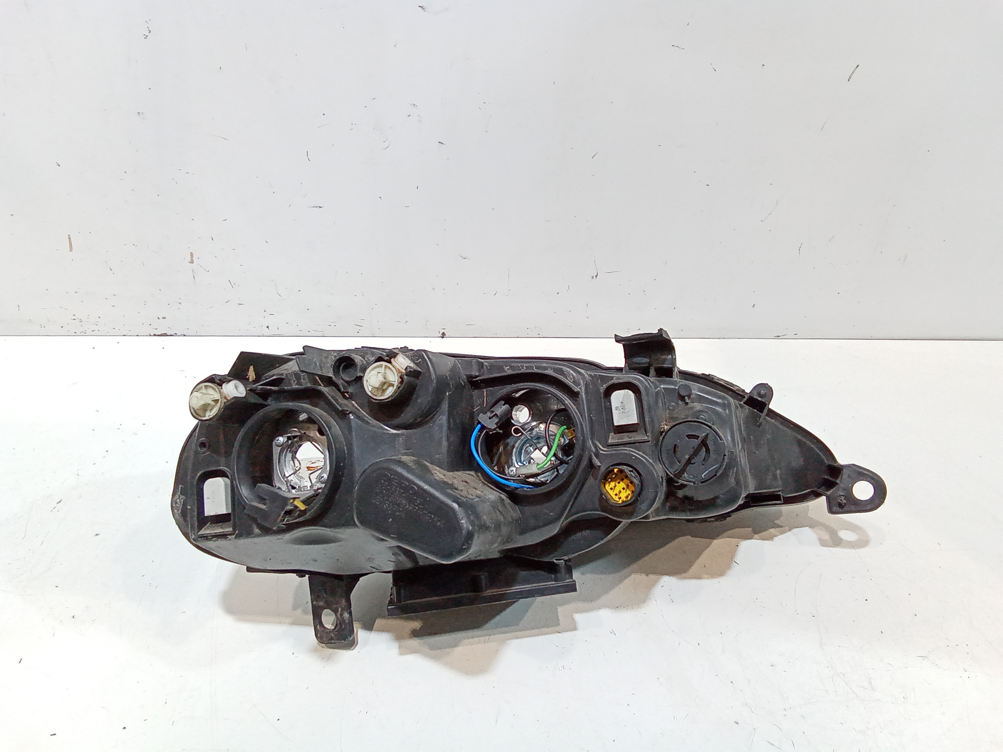 Faro anteriore Sinistro Guida per Alfa Romeo 147 Serie (937) (00>05<) (2000 - 2005)