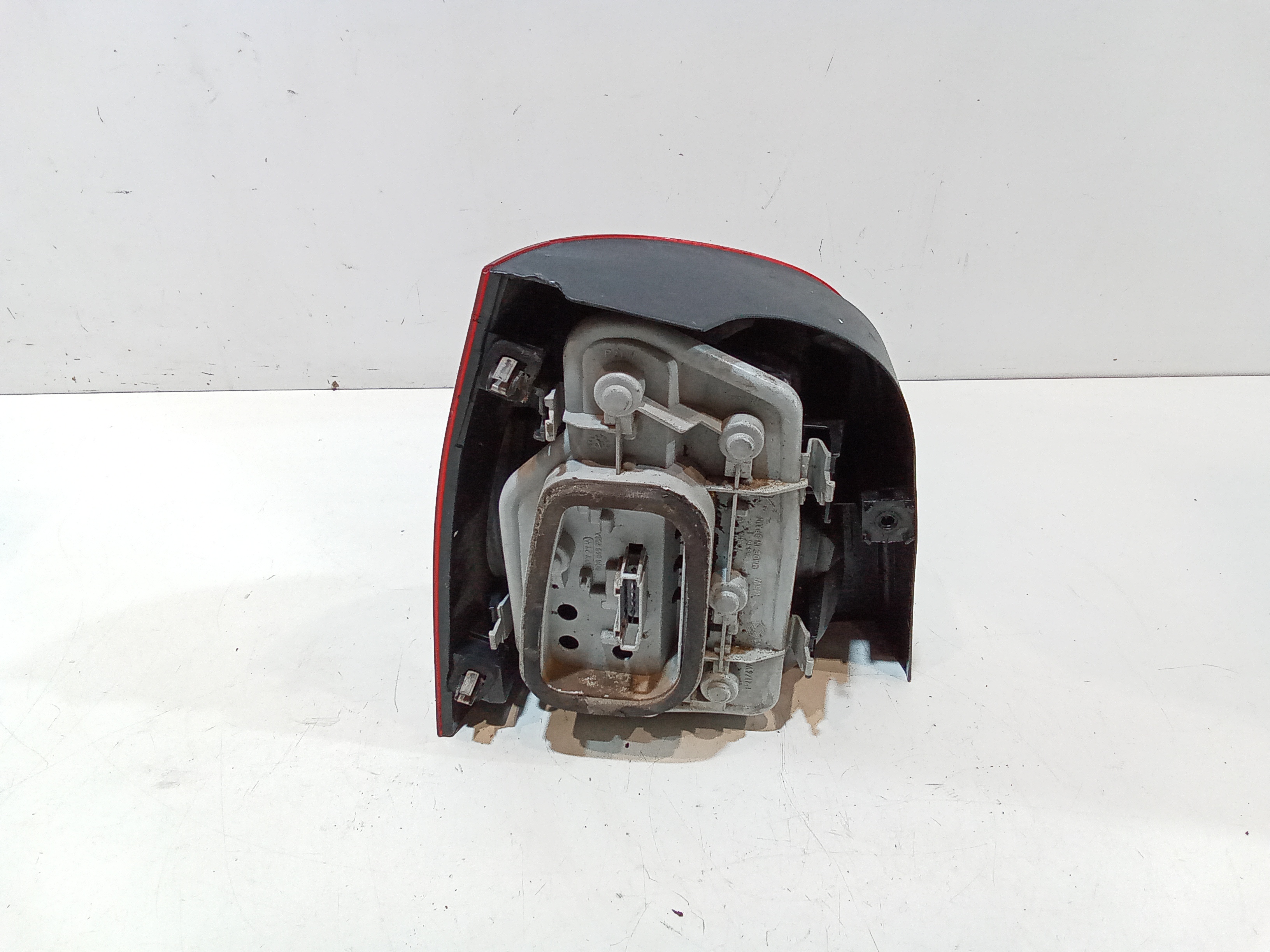 Stop fanale posteriore Destro Passeggero per Volkswagen Polo 4 Serie (2001 - 2009)