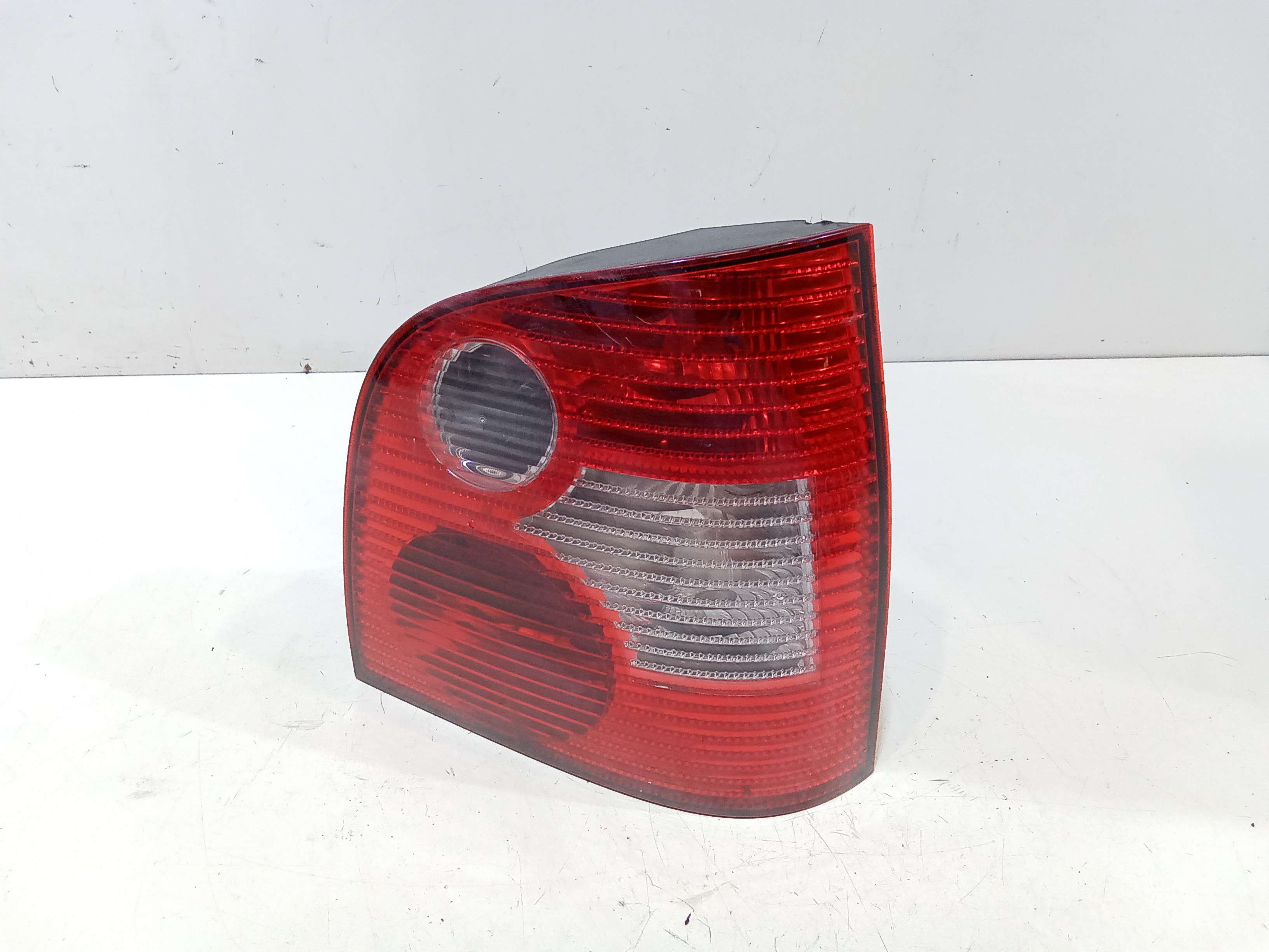 Stop fanale posteriore Destro Passeggero per Volkswagen Polo 4 Serie (2001 - 2009)