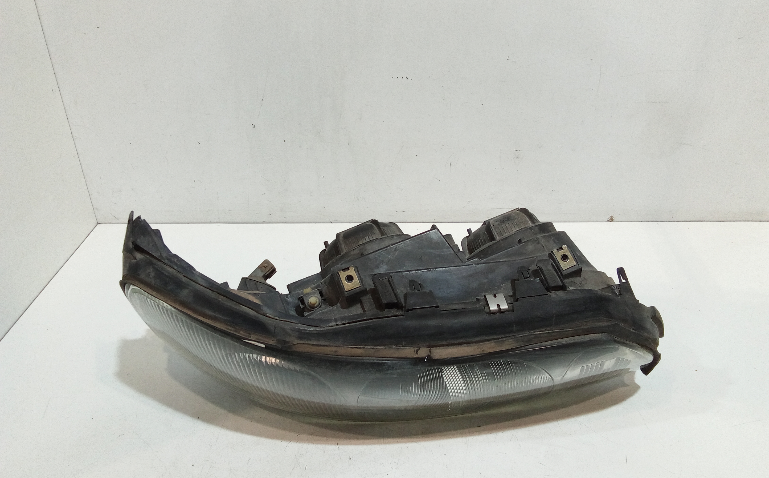 Faro anteriore Destro Passeggero per Volvo S60 1 Serie (2000 - 2009)