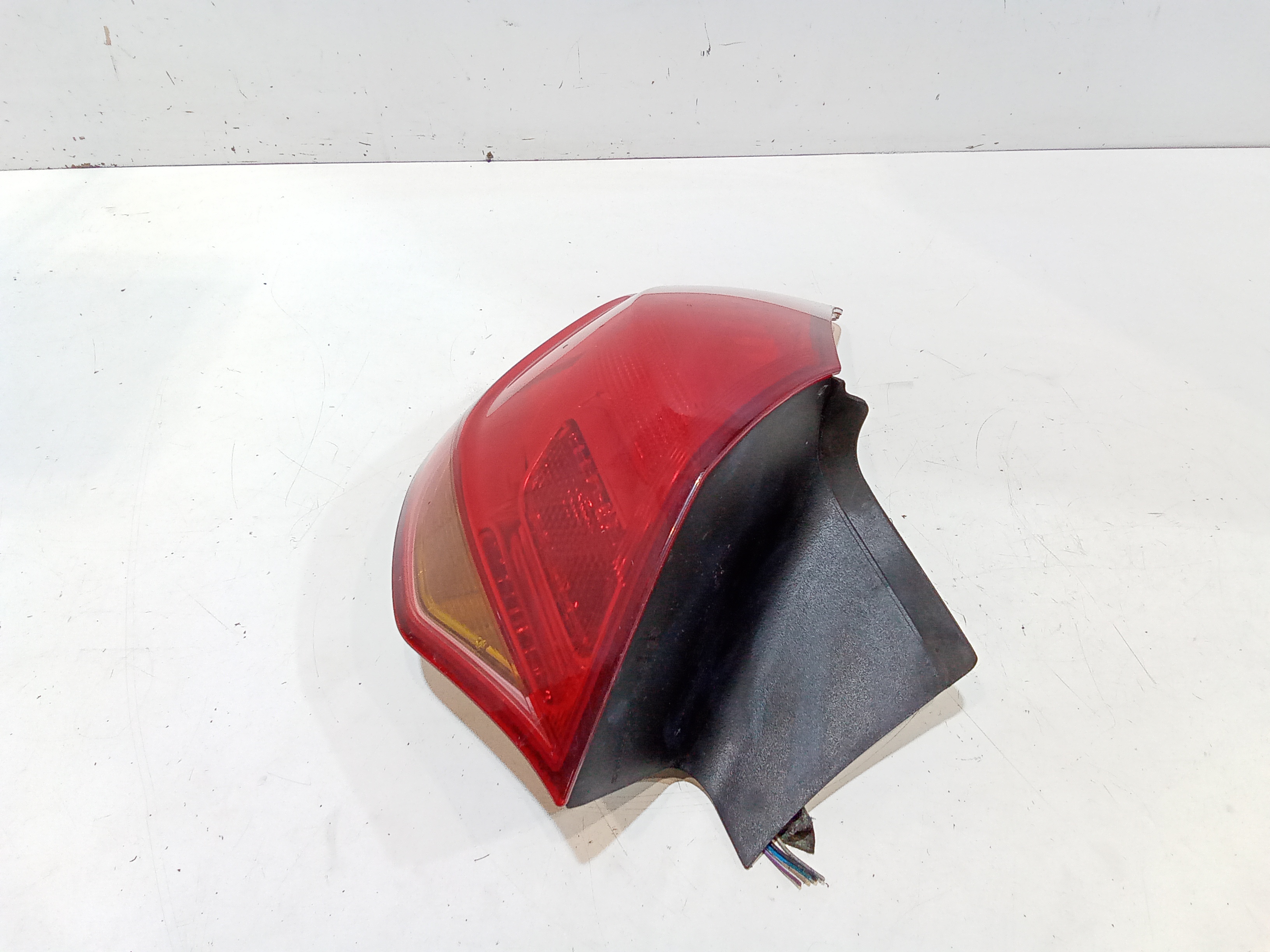 Stop fanale Posteriore sinistro lato Guida per Opel Astra J (2009 - In produzione)