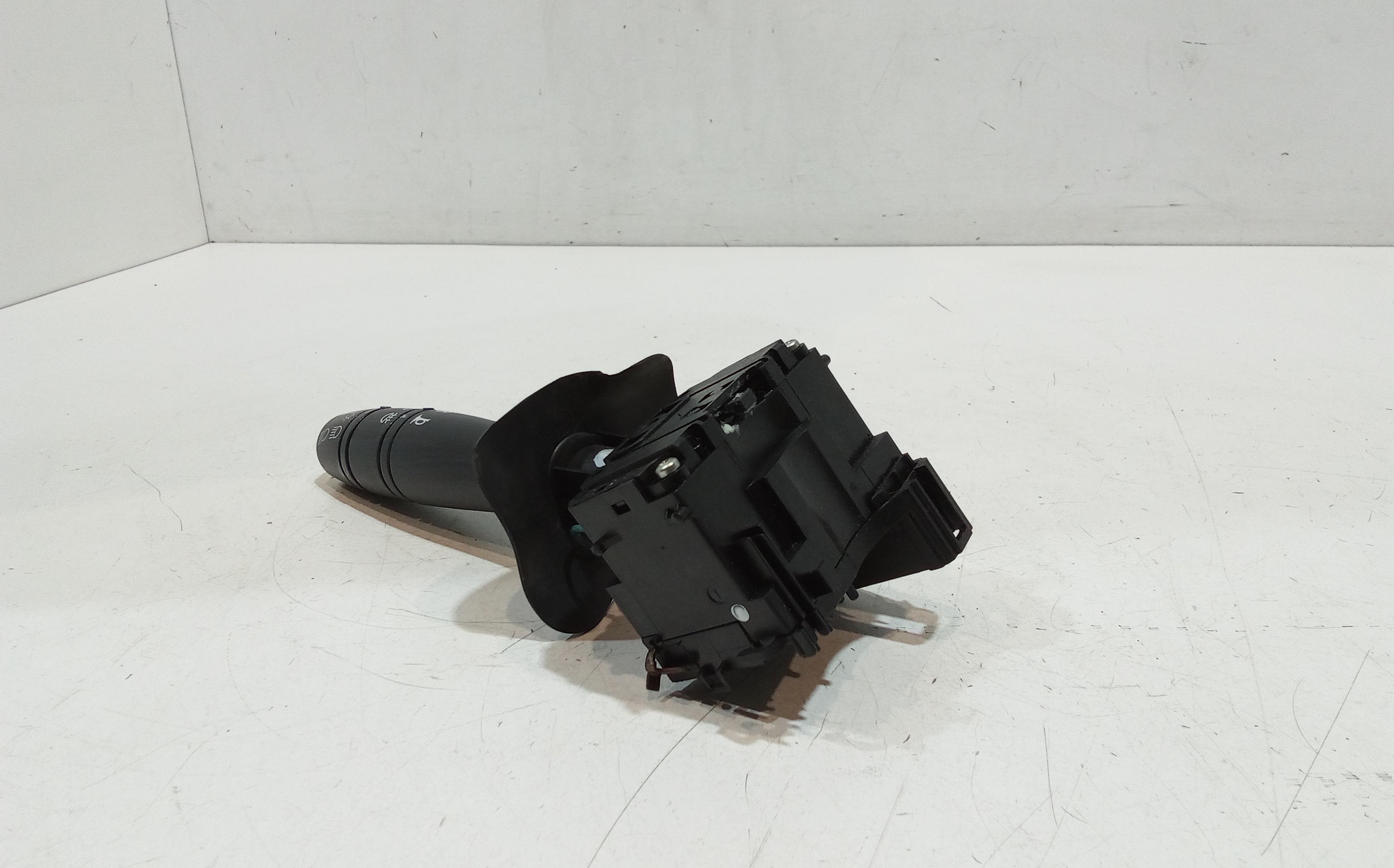 Devioluci sinistro per Dacia Sandero 1 Serie (2008 - 2012)